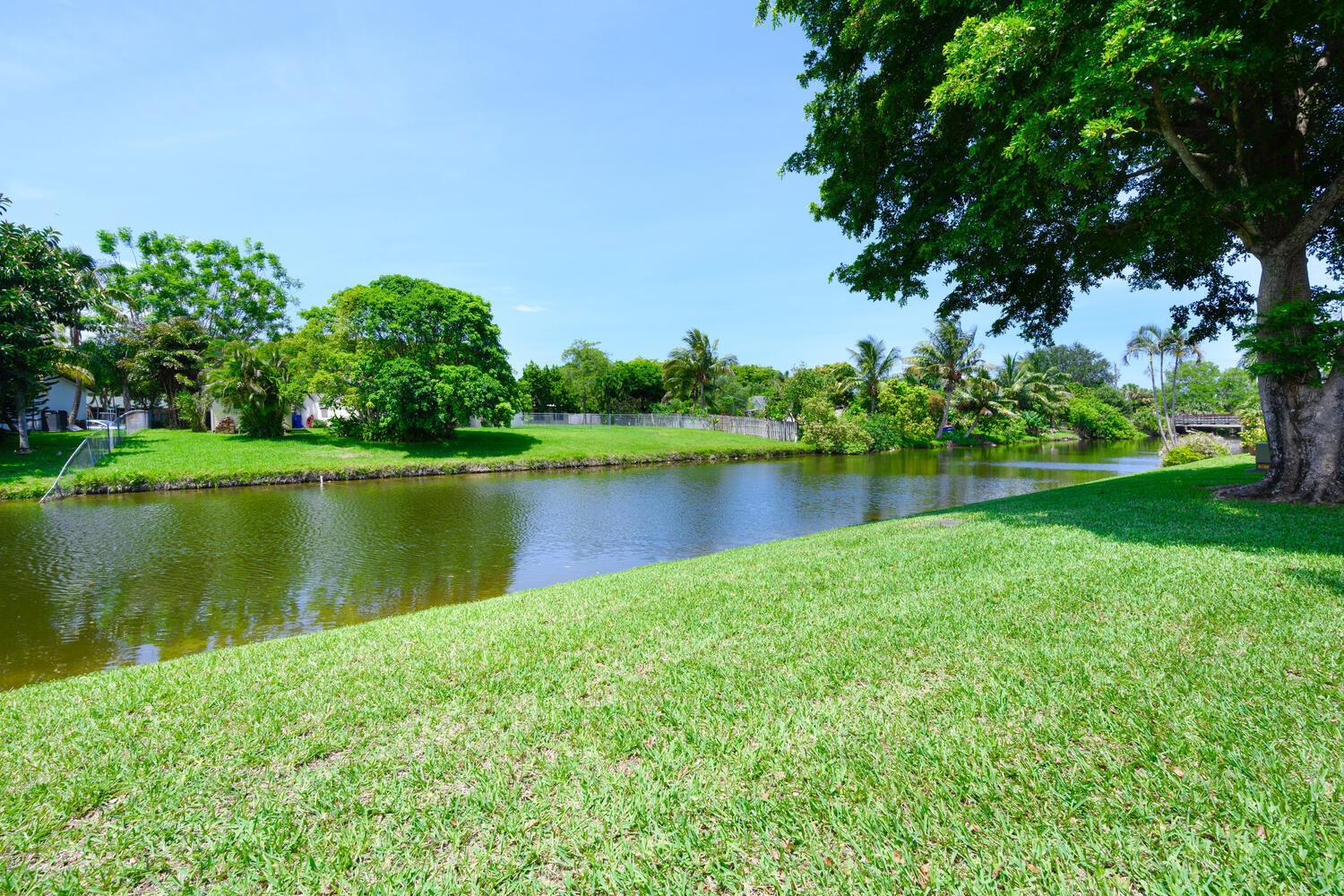 VILLAGE WALK - Residential