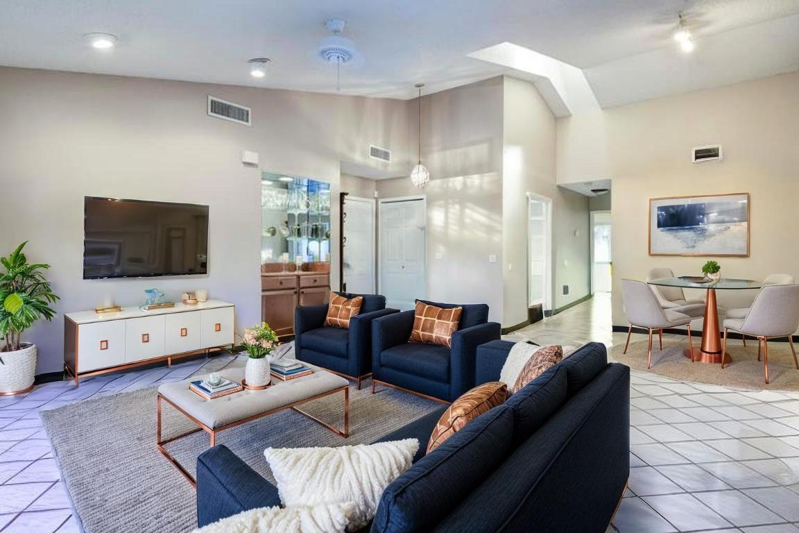 VILLAGE WALK - Residential