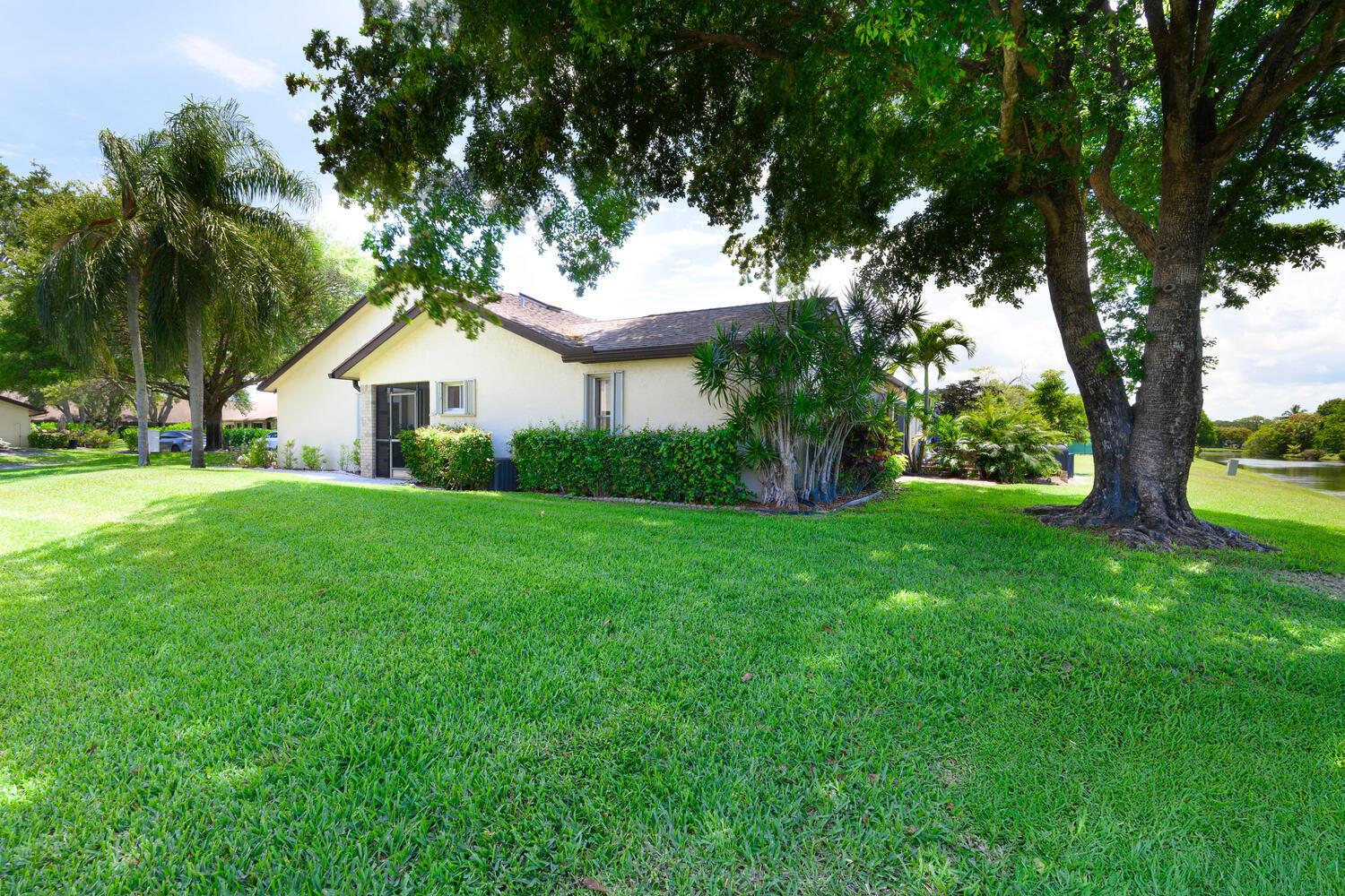 VILLAGE WALK - Residential