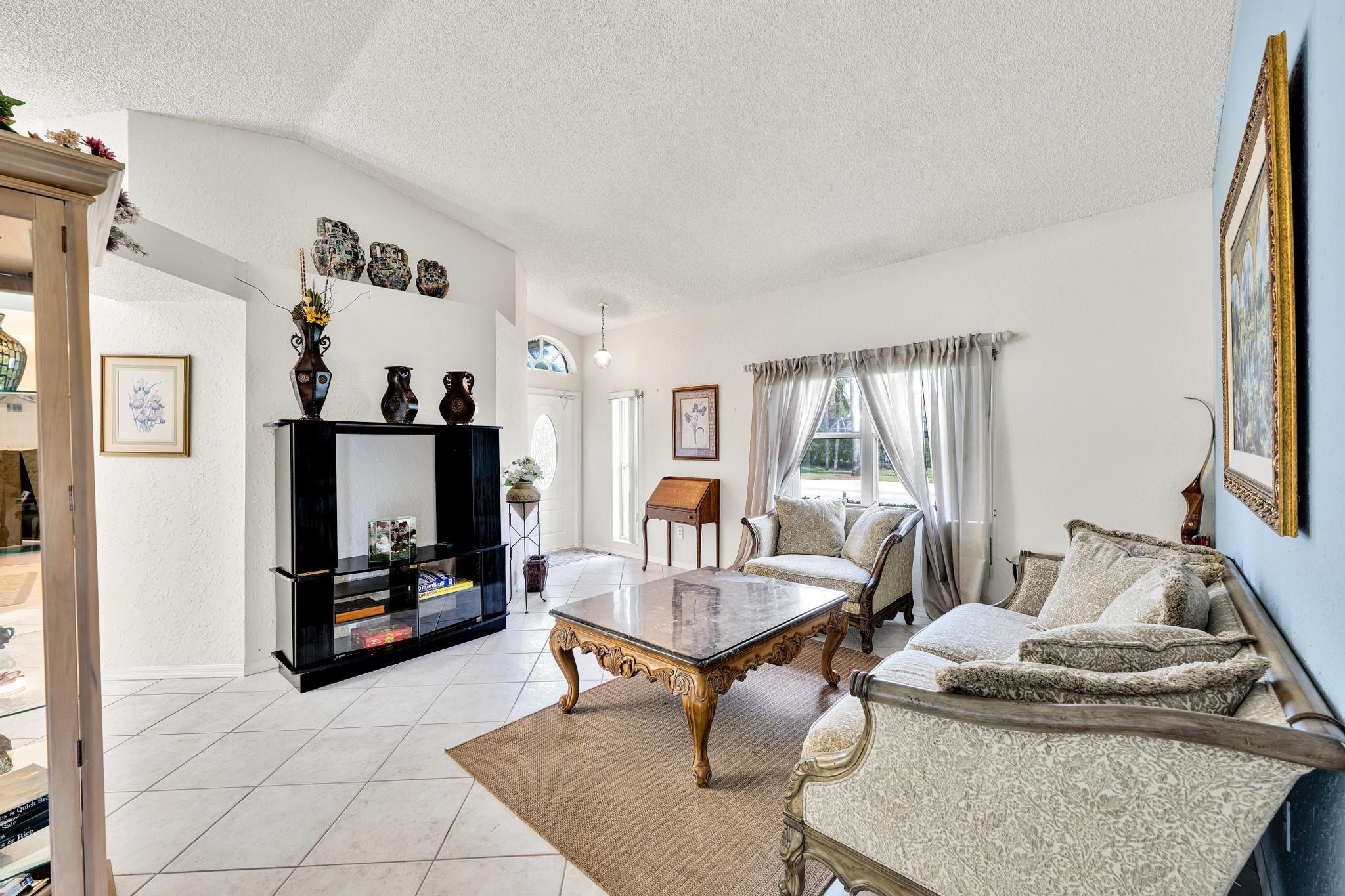 1601 SW 158th Ave