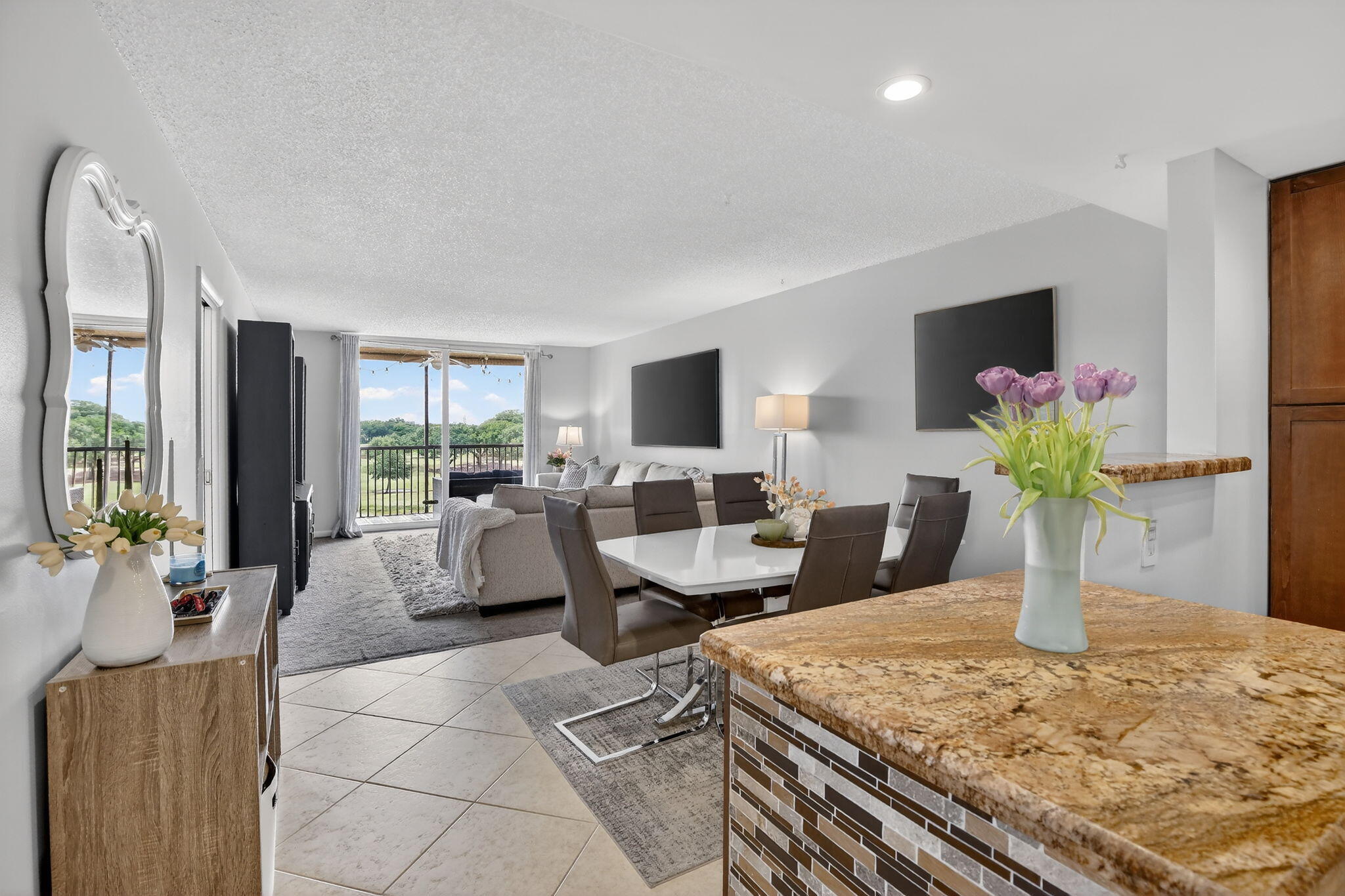 ROLLING HILLS GOLF AND - Residential