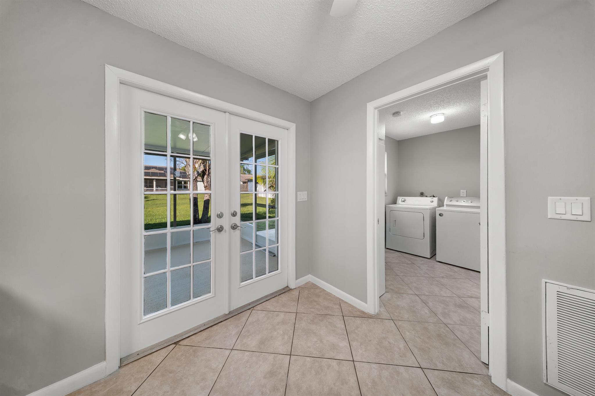 PORT ST LUCIE SECTION 26 - Residential