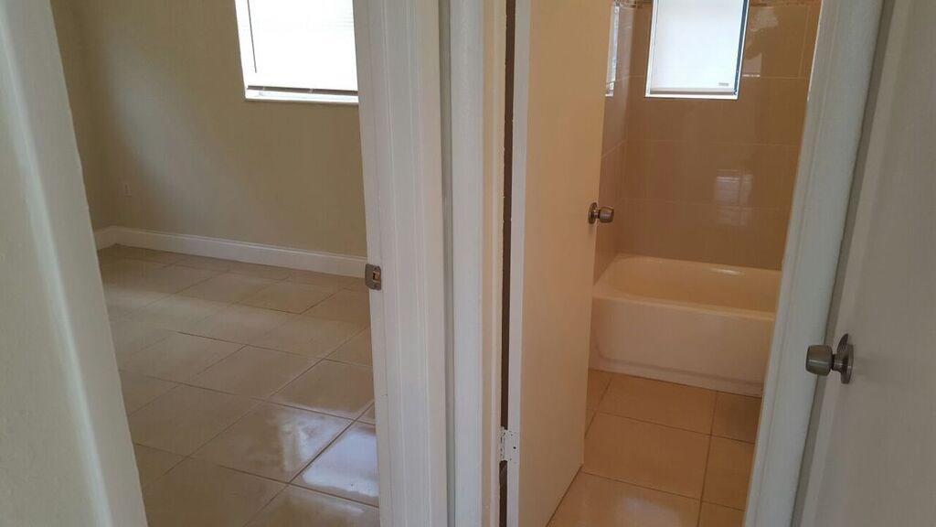 WASHINGTON PARK 4TH ADD - Residential Lease