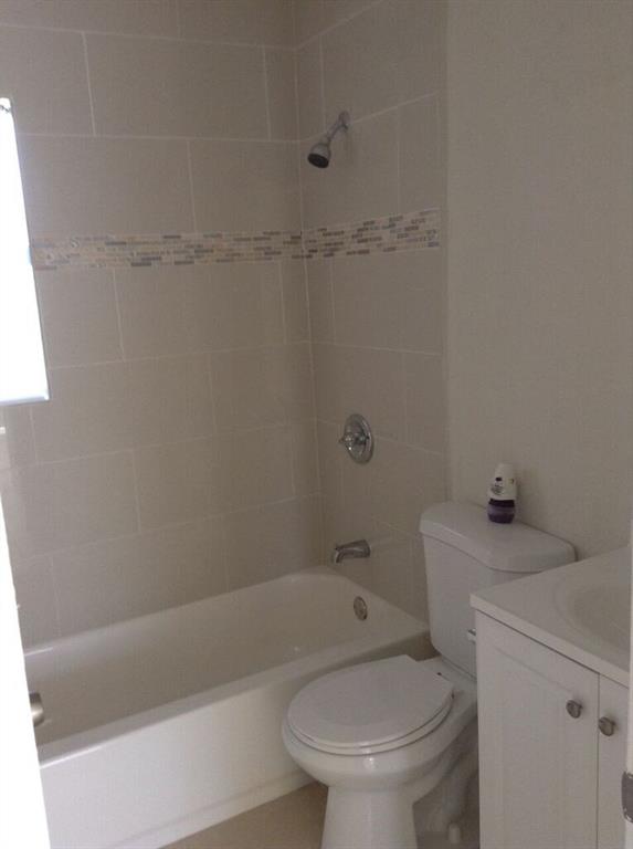 WASHINGTON PARK 4TH ADD - Residential Lease