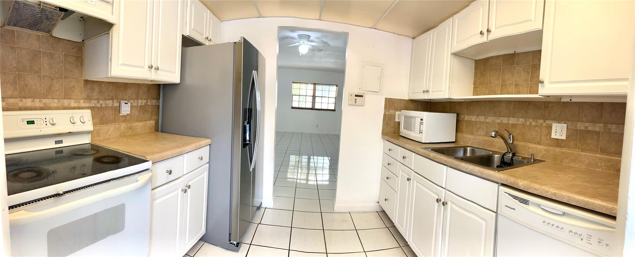 1407 NE 56th Street 109