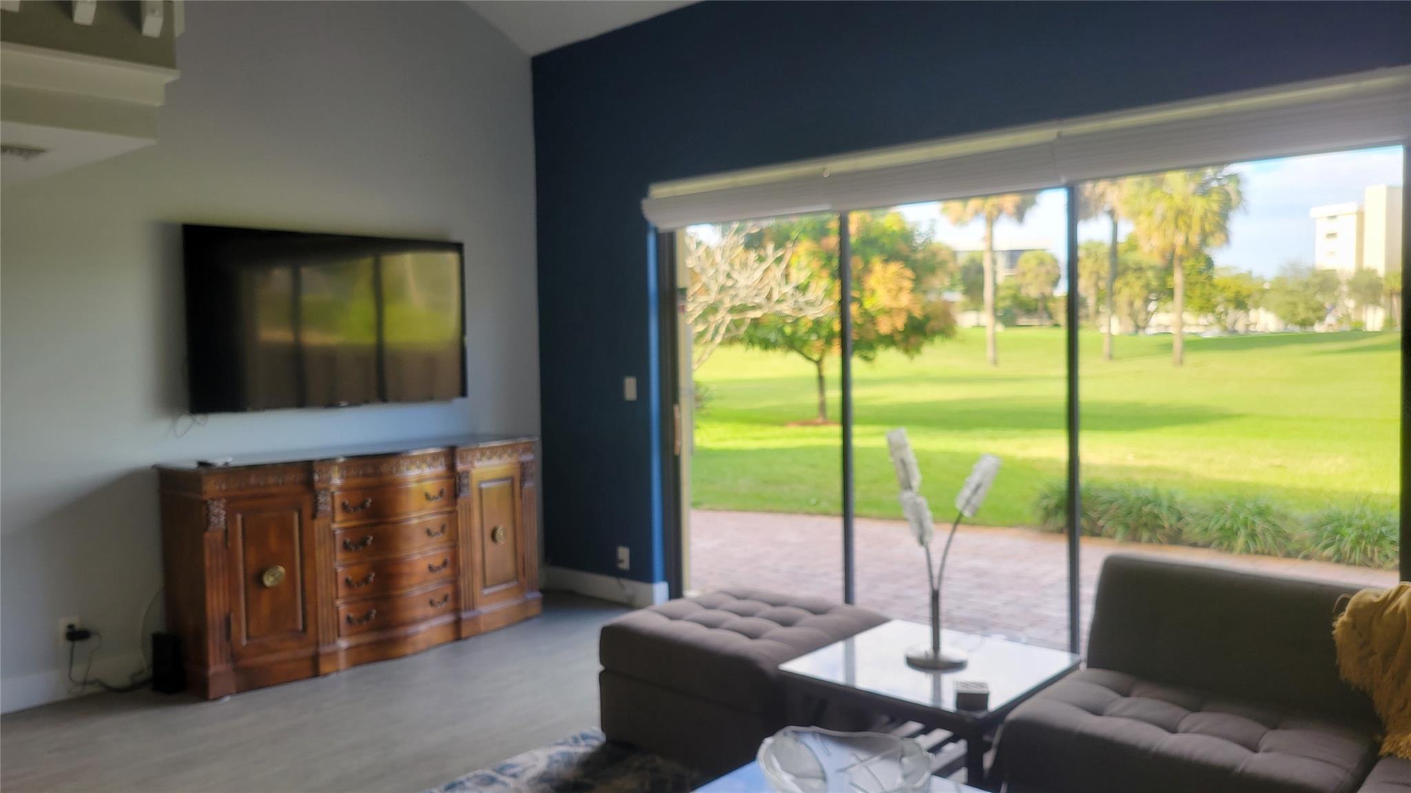 The Woodlands Of Deer Cre - Residential Lease