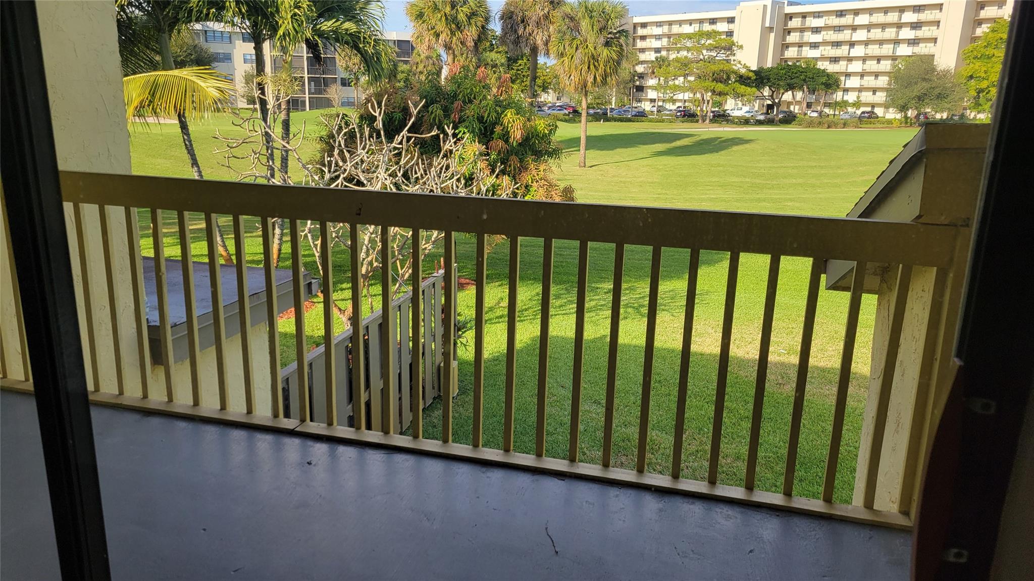 The Woodlands Of Deer Cre - Residential Lease