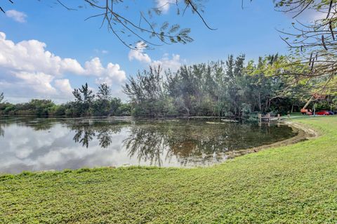 A home in Deerfield Beach