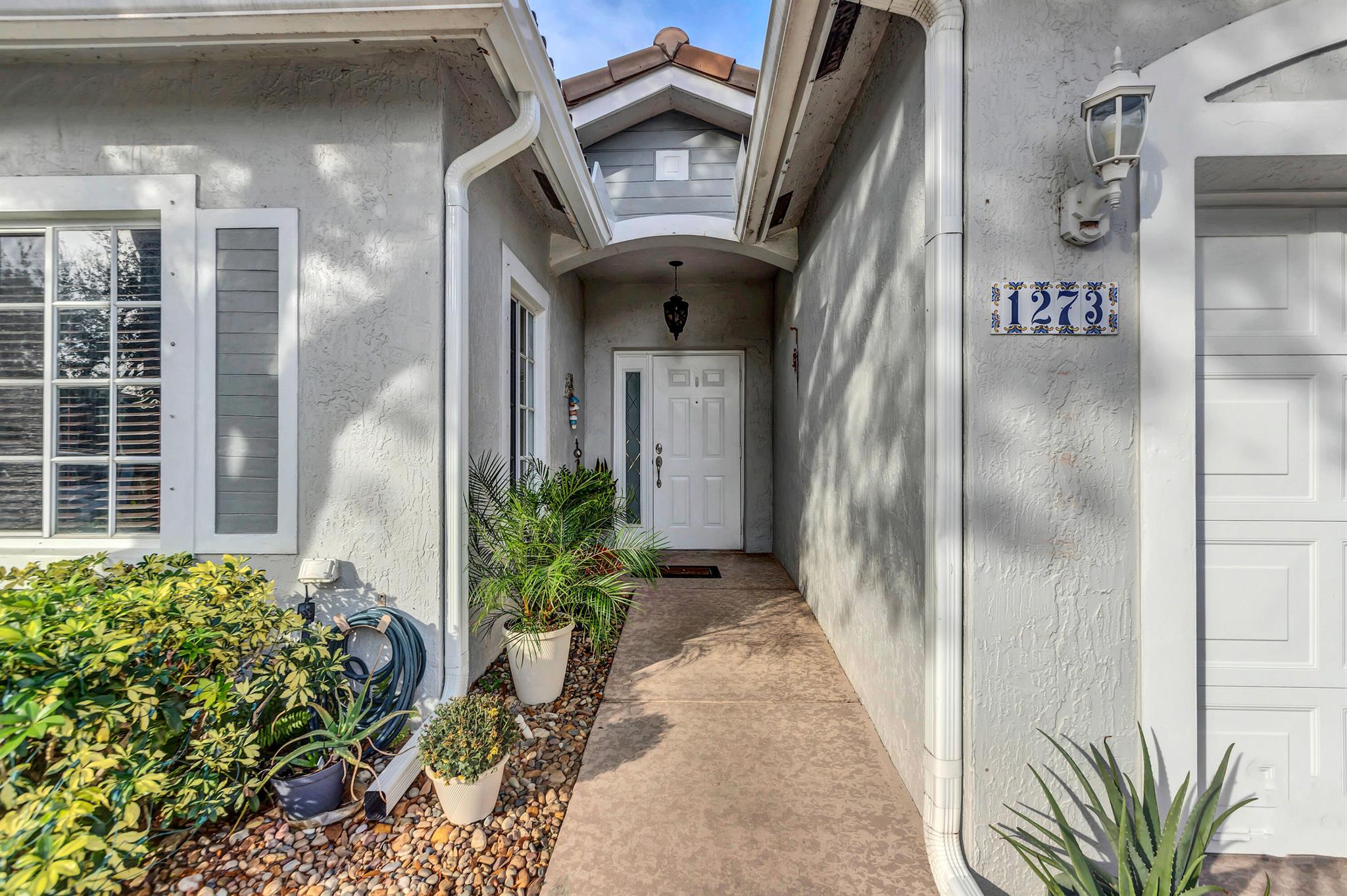 1273 SW 48th Terrace