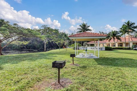 A home in Deerfield Beach