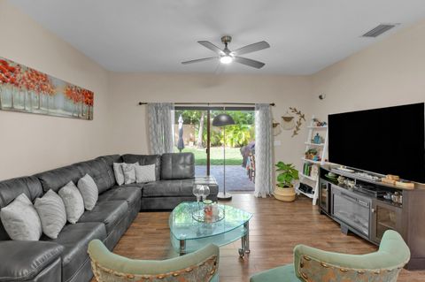 A home in Deerfield Beach