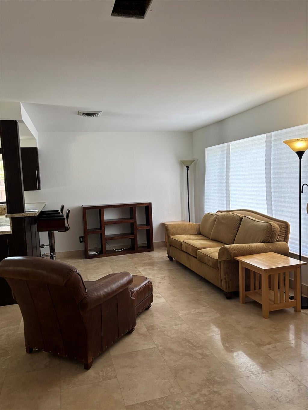 Photo of 1126 LINCOLN Street, Hollywood, FL 33019 (MLS # B26065084)