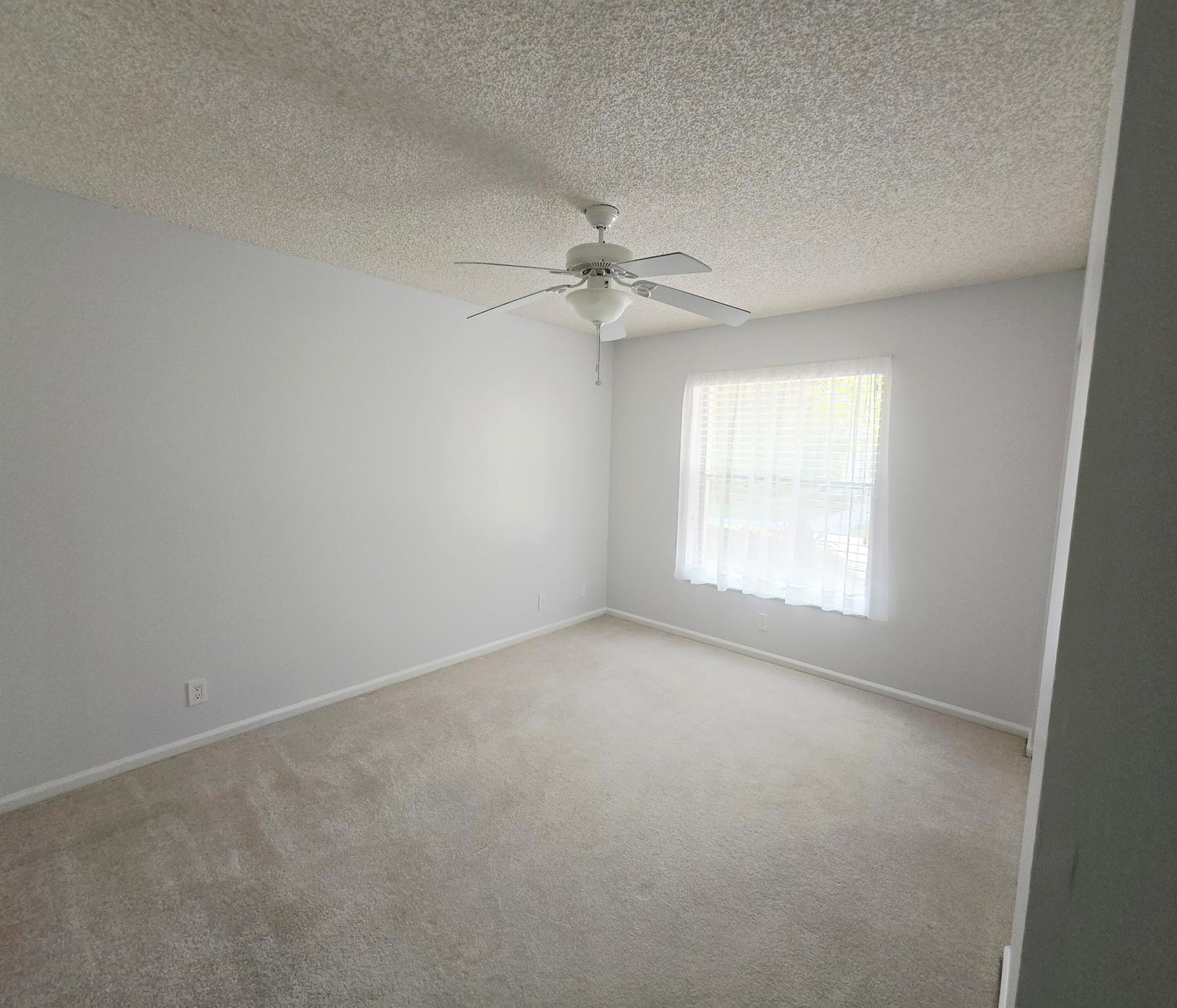 841 SW South River Drive 102