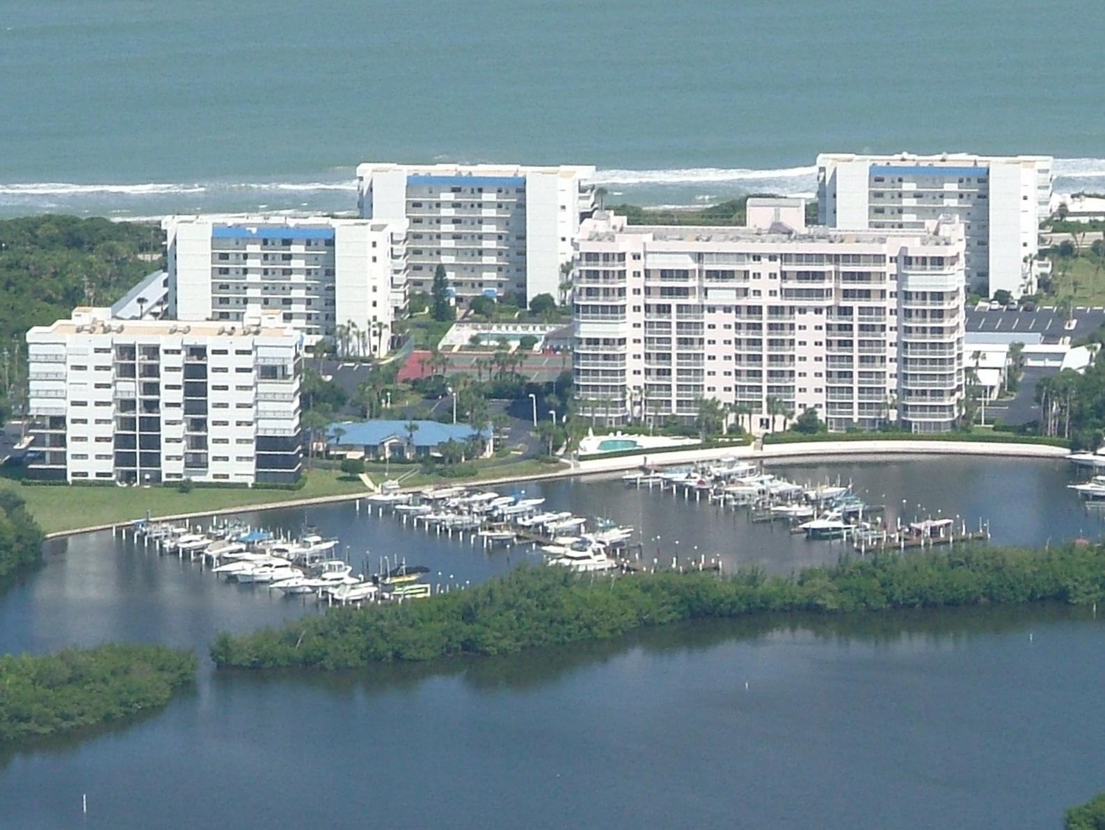 OCEAN HARBOUR CONDOMINIUM D - Residential