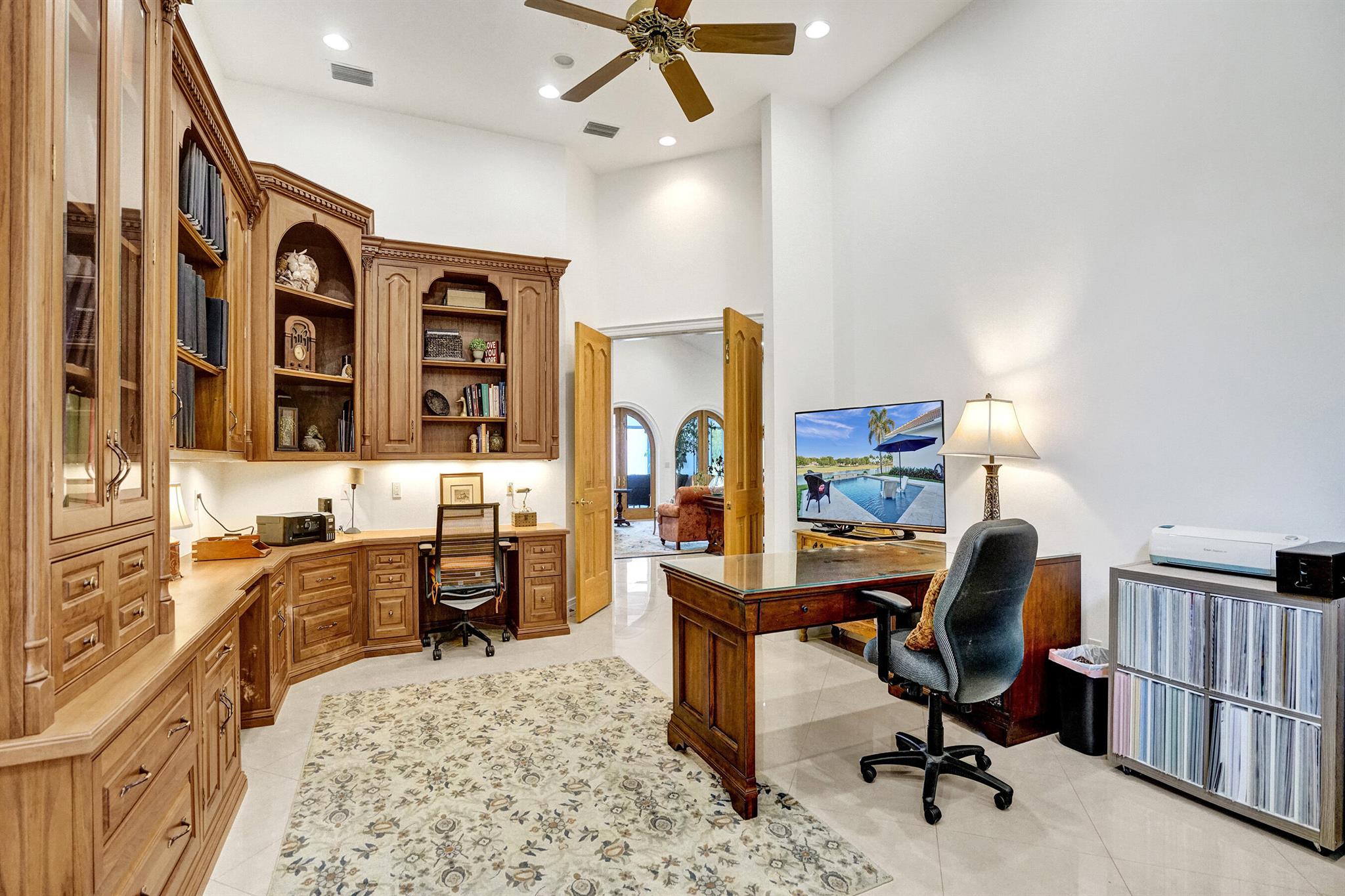 LAGO MAR COLONY - Residential
