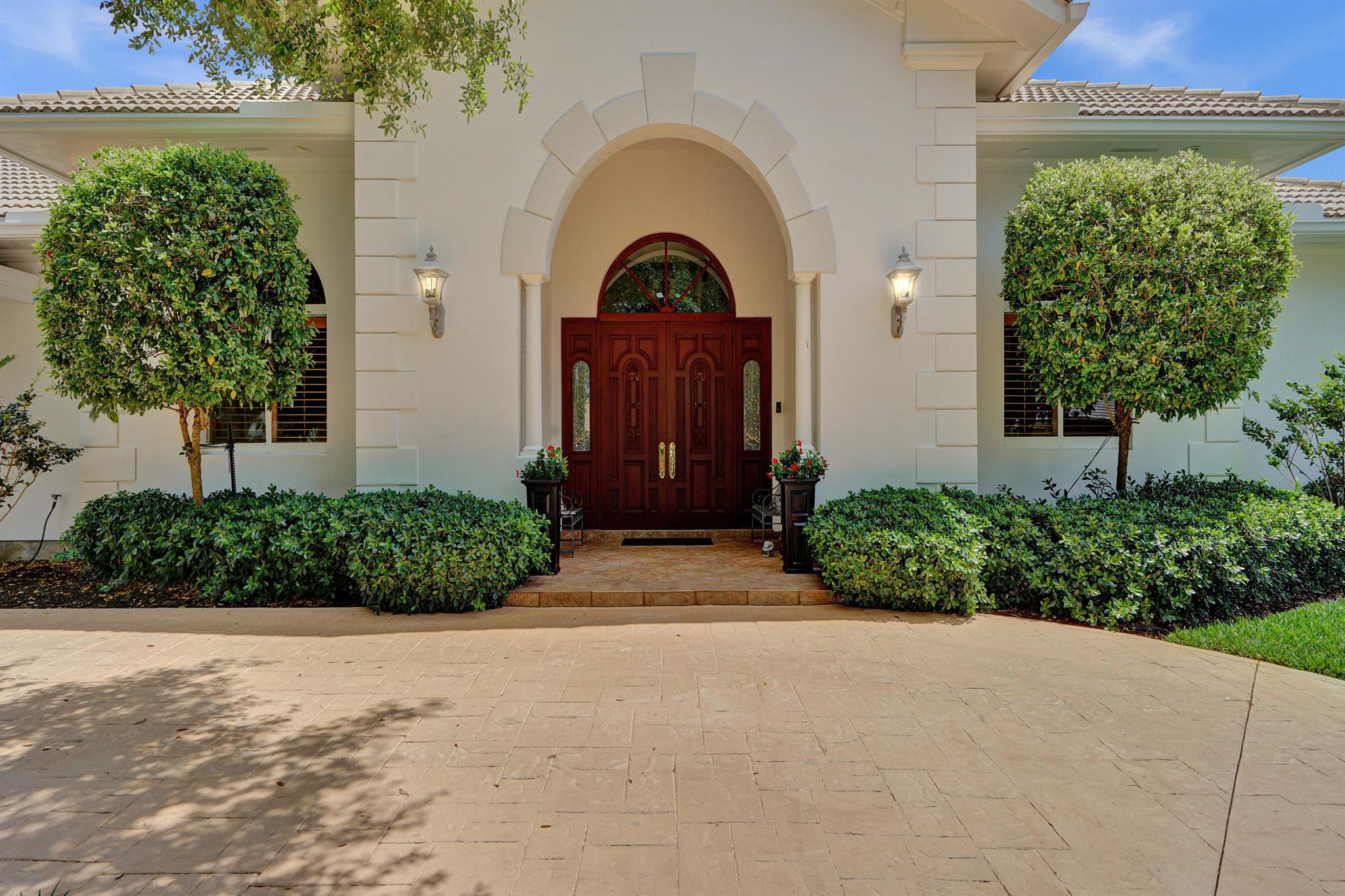 LAGO MAR COLONY - Residential