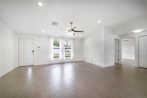 8460 Raymond Drive Boynton Beach FL 33472