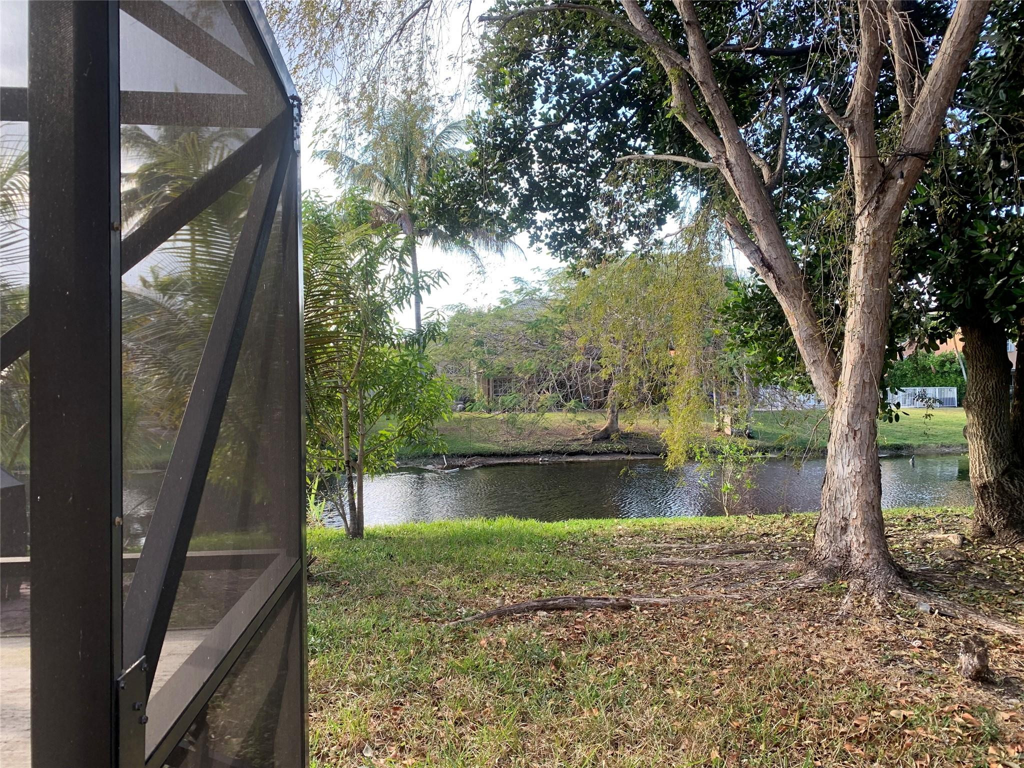 Coral Ridge Drive Comm - Residential