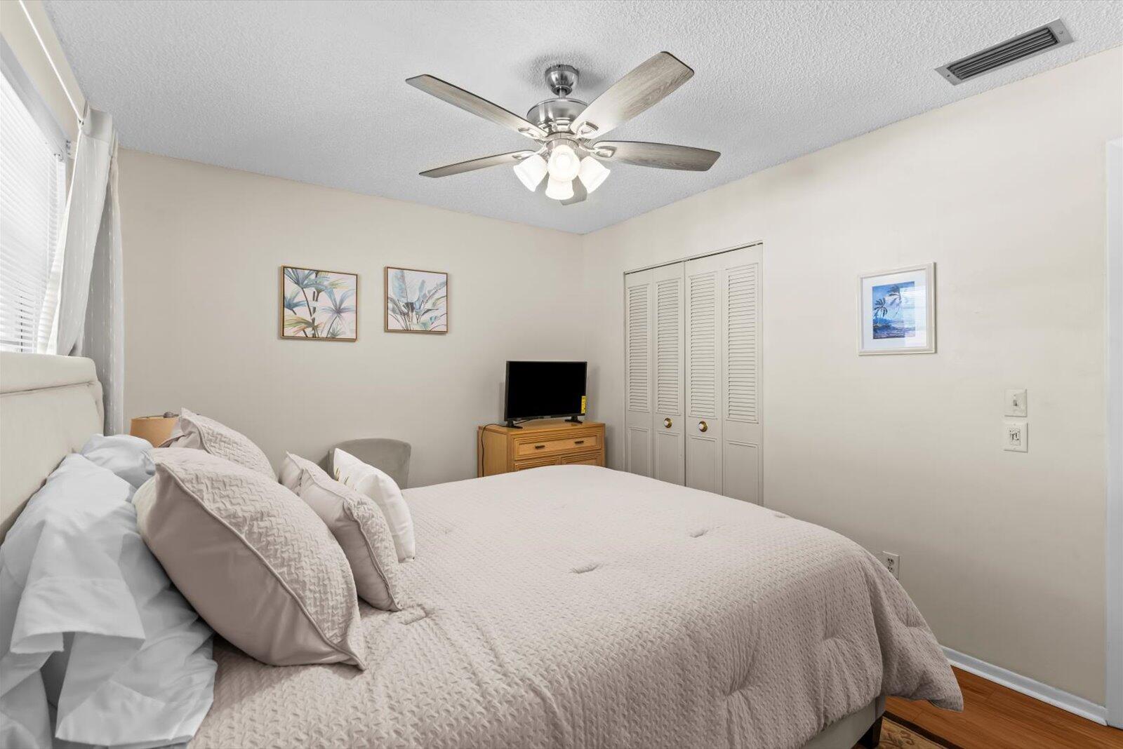 VISTA PINES CONDO - Residential