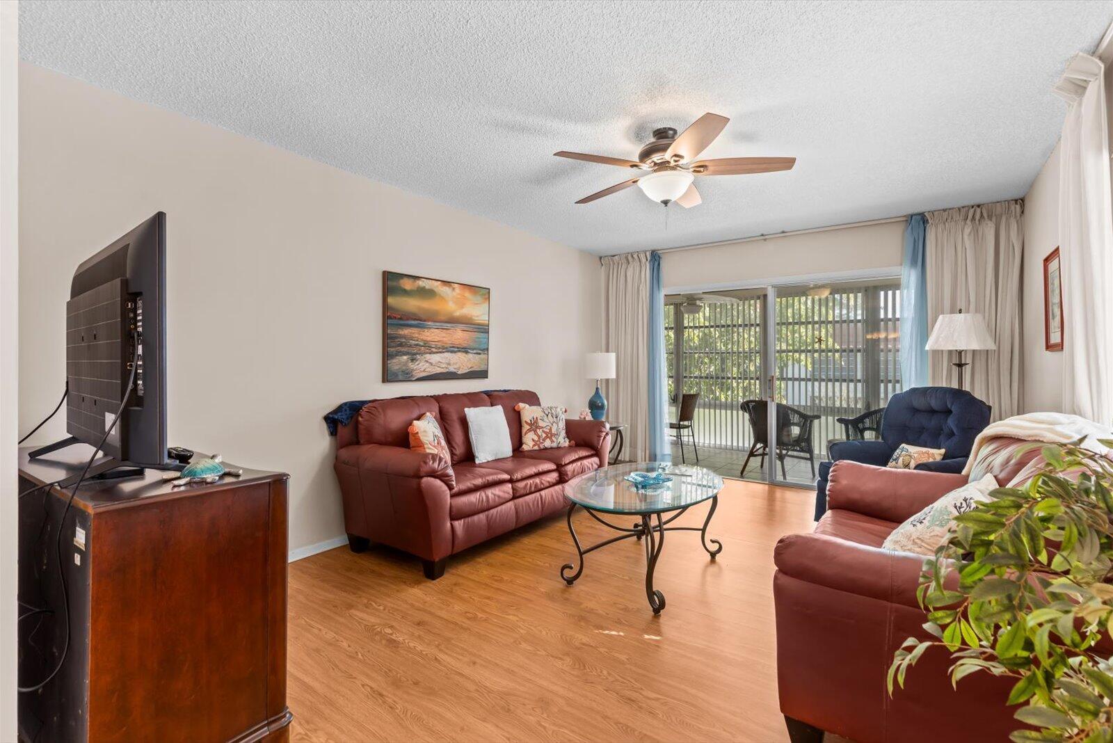 VISTA PINES CONDO - Residential