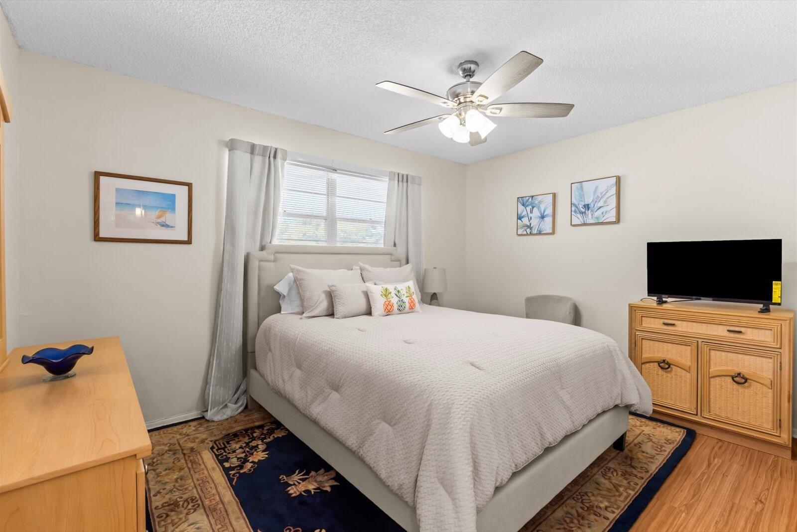 VISTA PINES CONDO - Residential