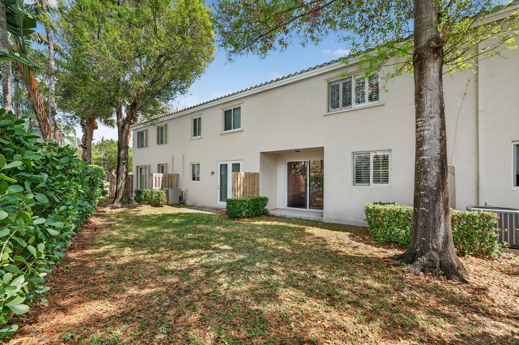 VICTORIA ISLES / SAWGRASS EXCHANGE PLAT - Residential