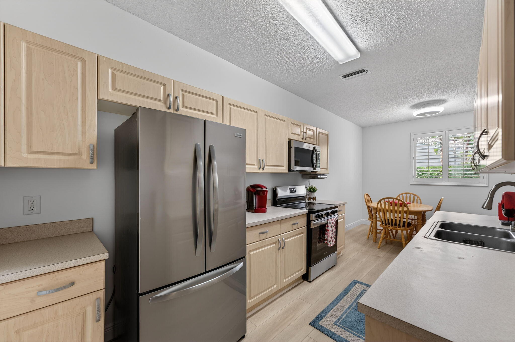 VICTORIA ISLES / SAWGRASS EXCHANGE PLAT - Residential