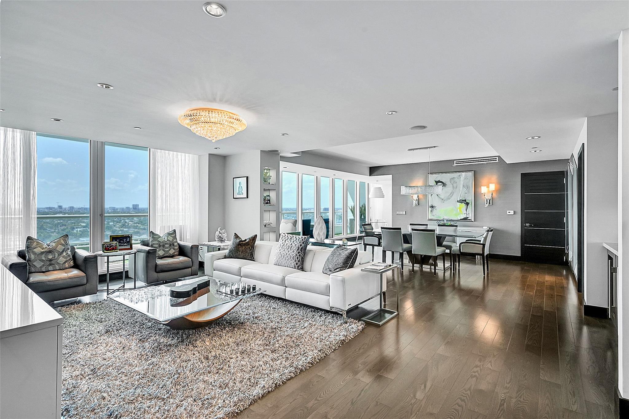 Ritz Carlton - Residential