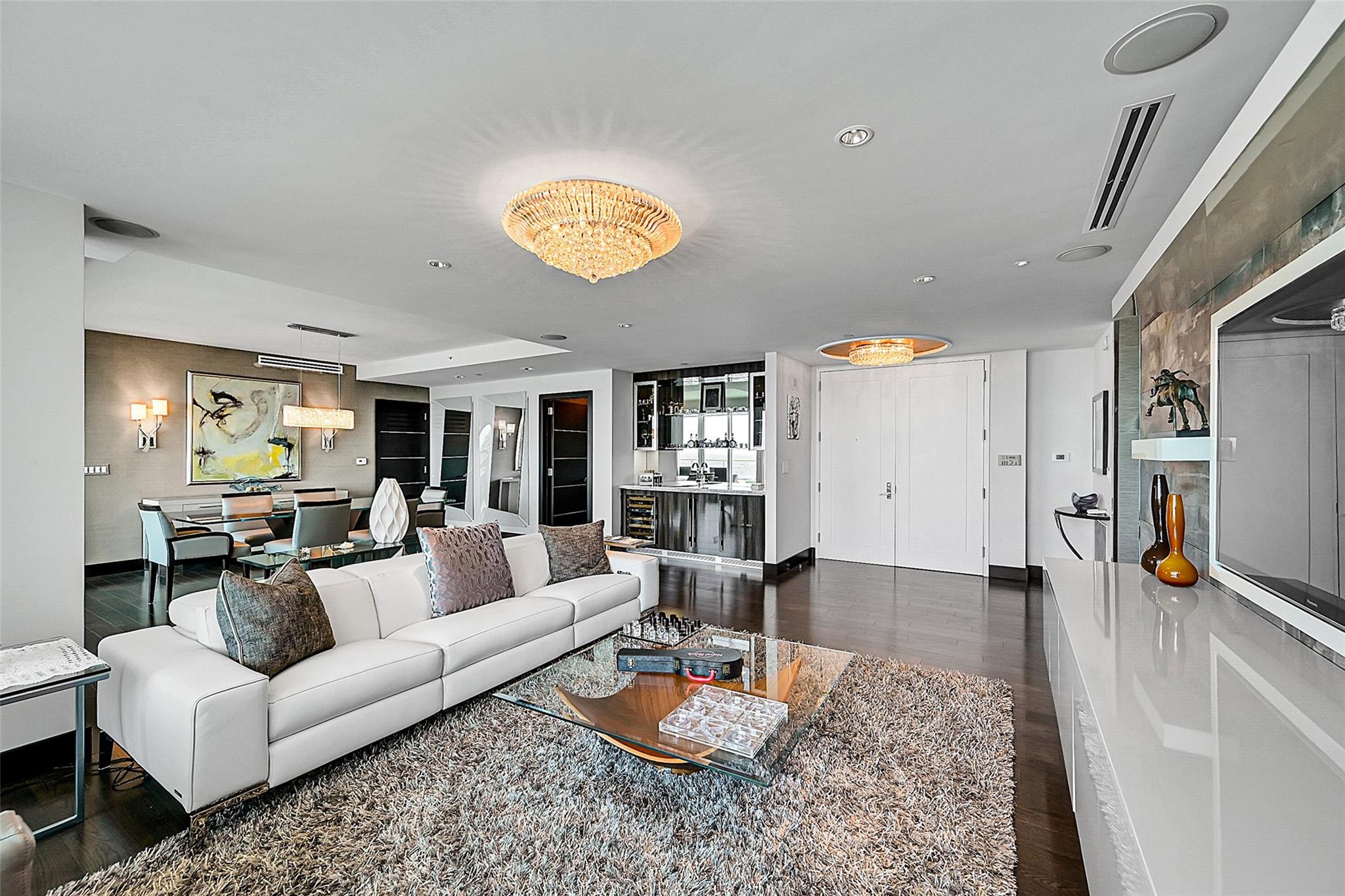 Ritz Carlton - Residential