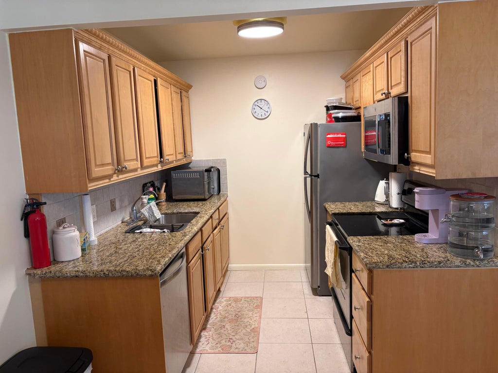 Photo of 4070 GUILDFORD D, Boca Raton, FL 33434 (MLS # B26065295)