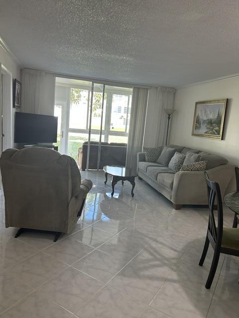 SUNRISE LAKES 25 CONDO - Residential