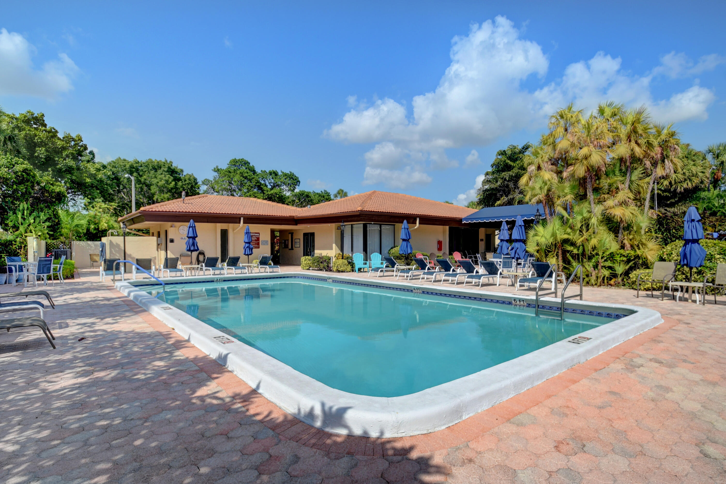 HORIZONS OF BOCA LAGO CONDO - Residential