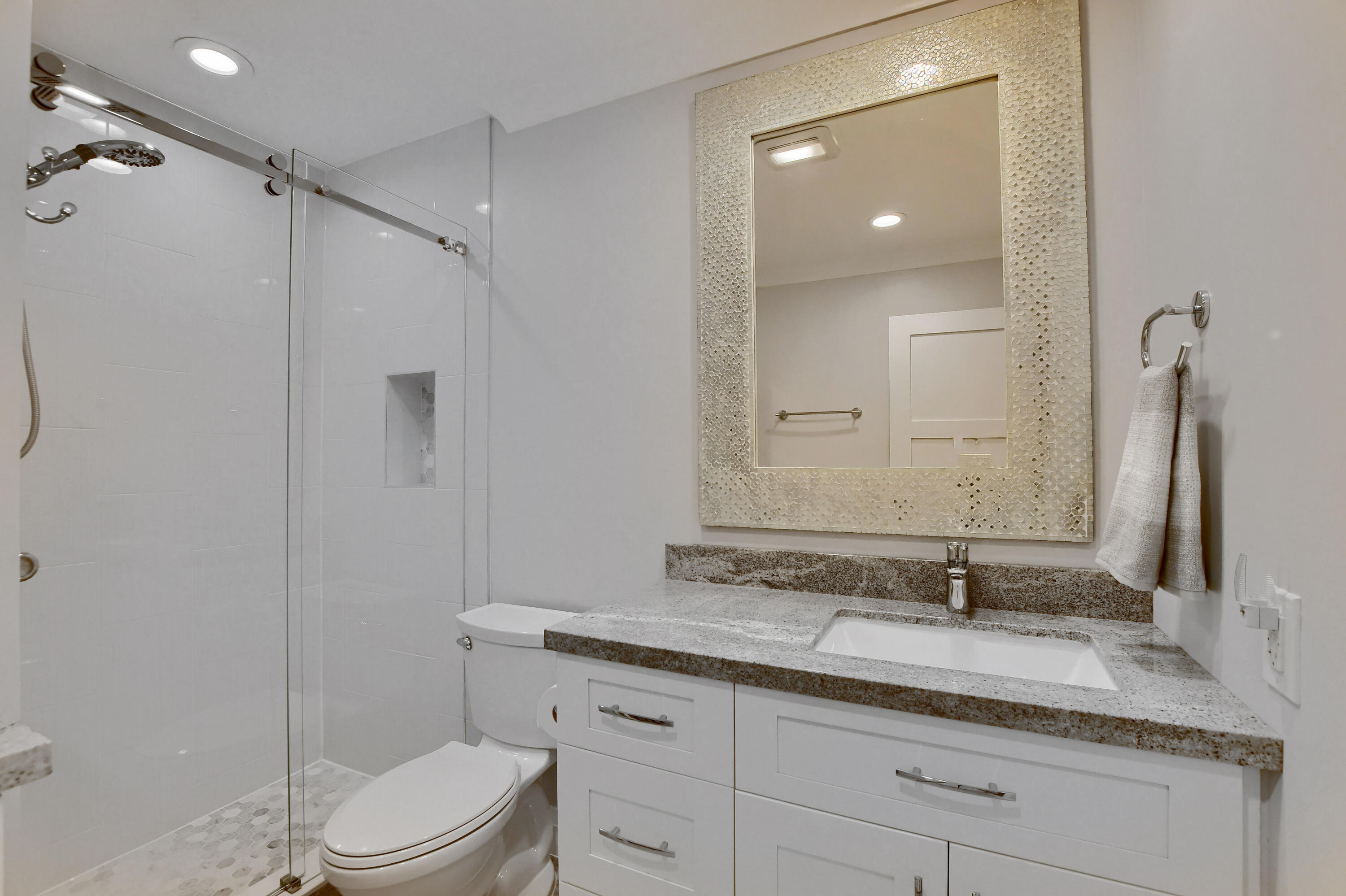 HORIZONS OF BOCA LAGO CONDO - Residential