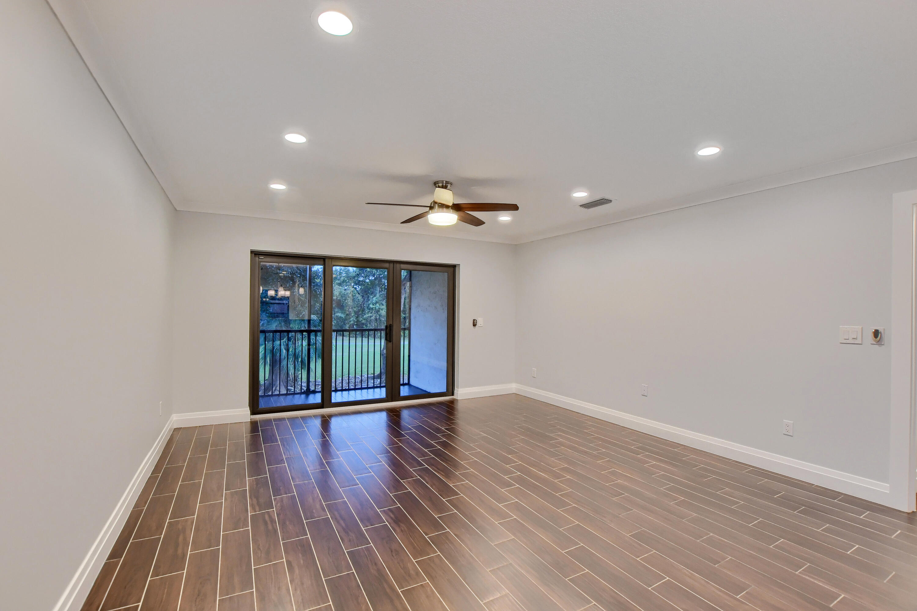 HORIZONS OF BOCA LAGO CONDO - Residential