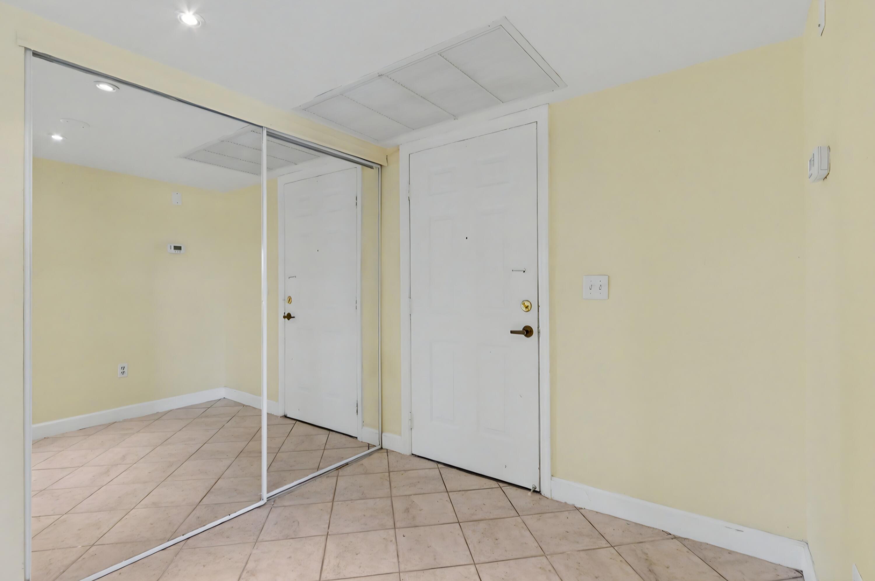 TENNIS CLUB II - Residential