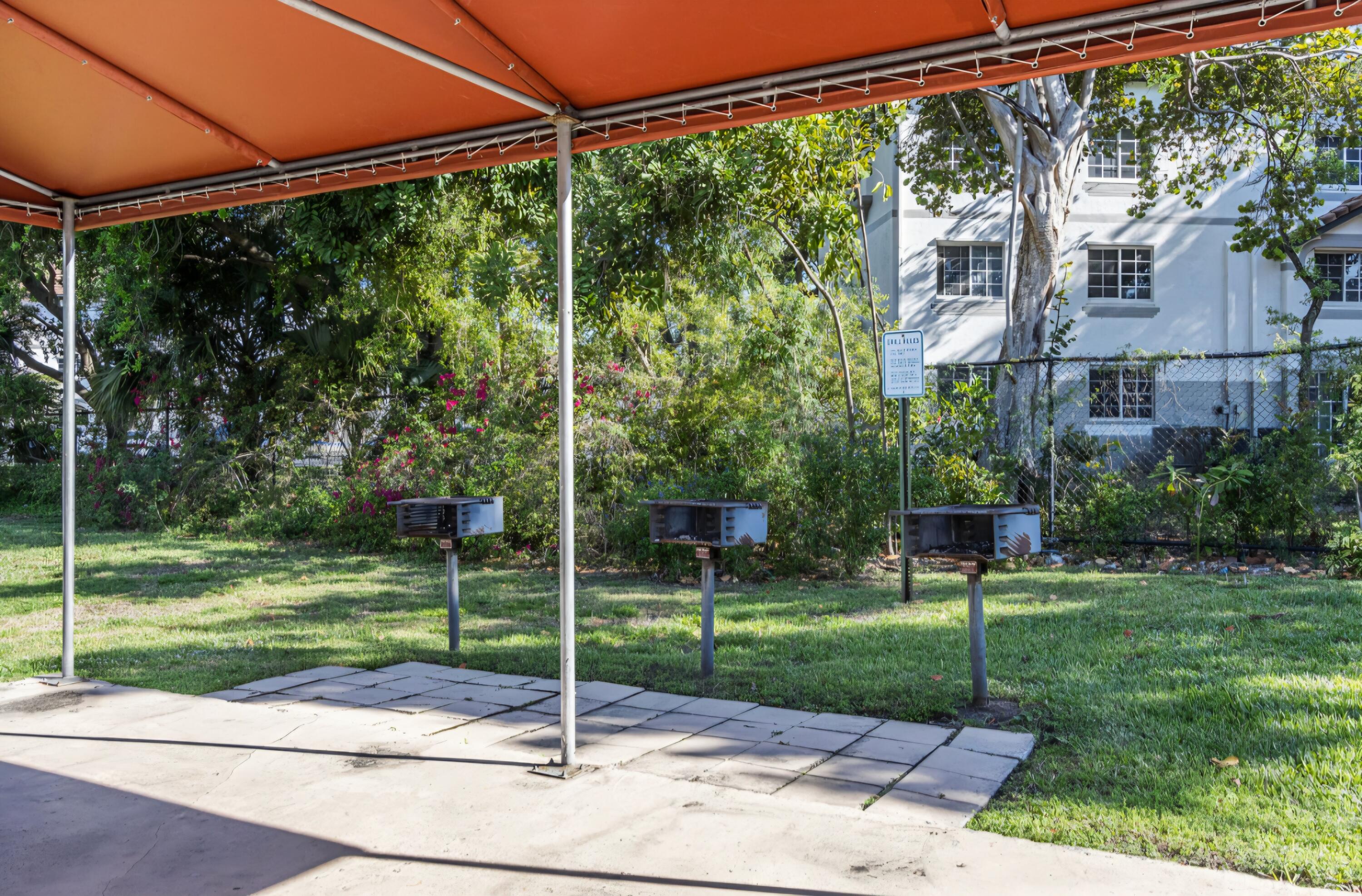 TENNIS CLUB II - Residential