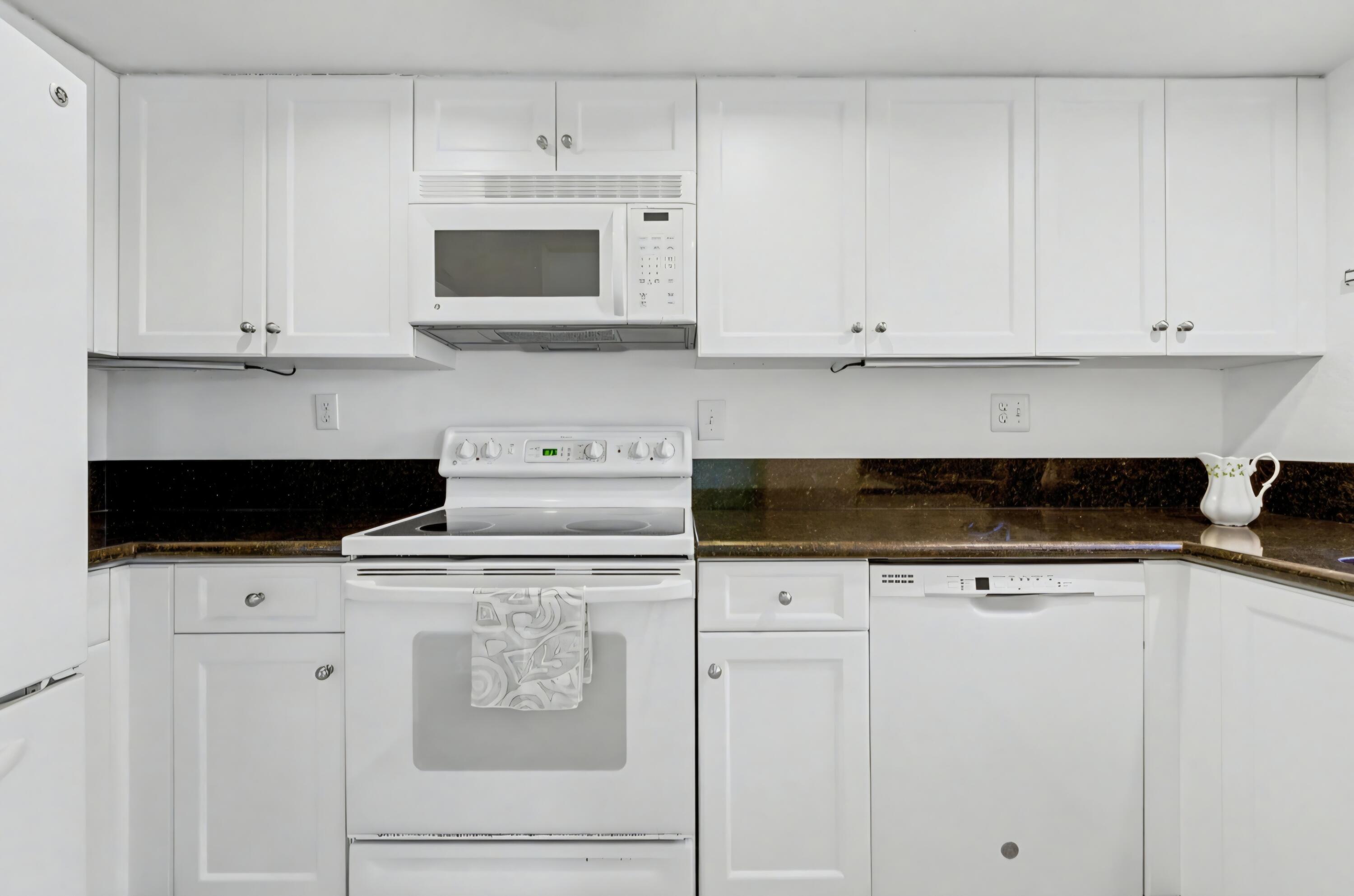 TENNIS CLUB II - Residential