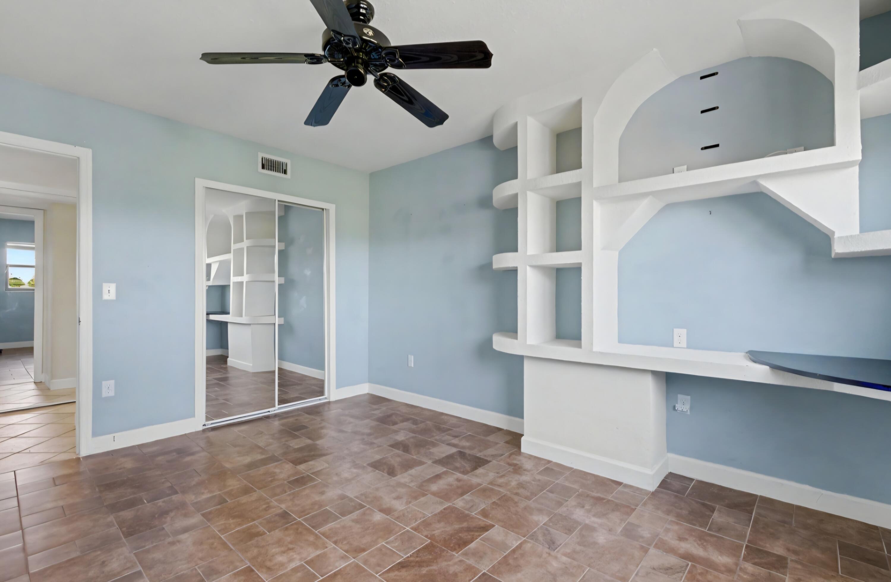 TENNIS CLUB II - Residential