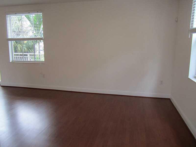 THE VILLAGE AT SAILBOAT B - Residential Lease