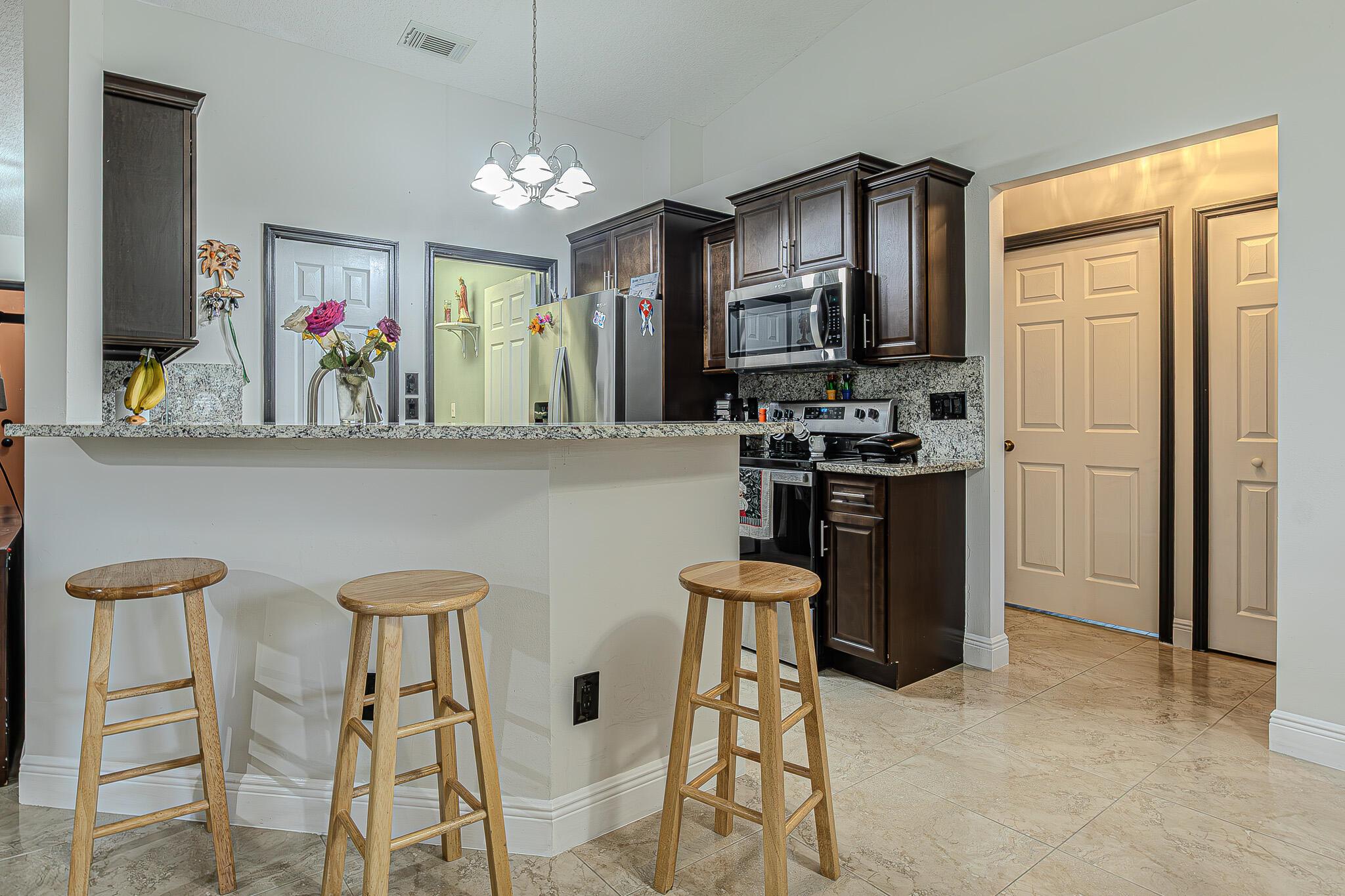 PORT ST LUCIE SECTION 17 - Residential