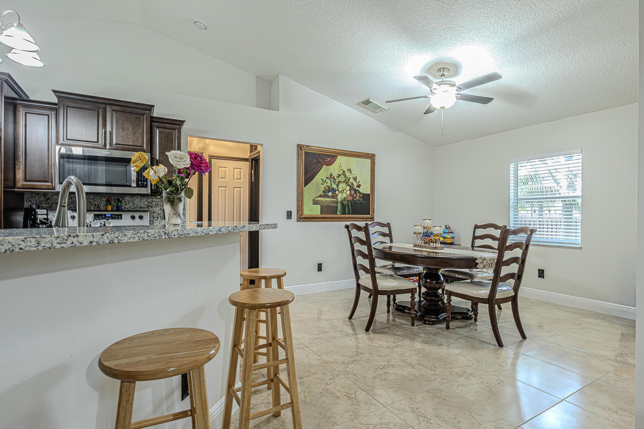 PORT ST LUCIE SECTION 17 - Residential