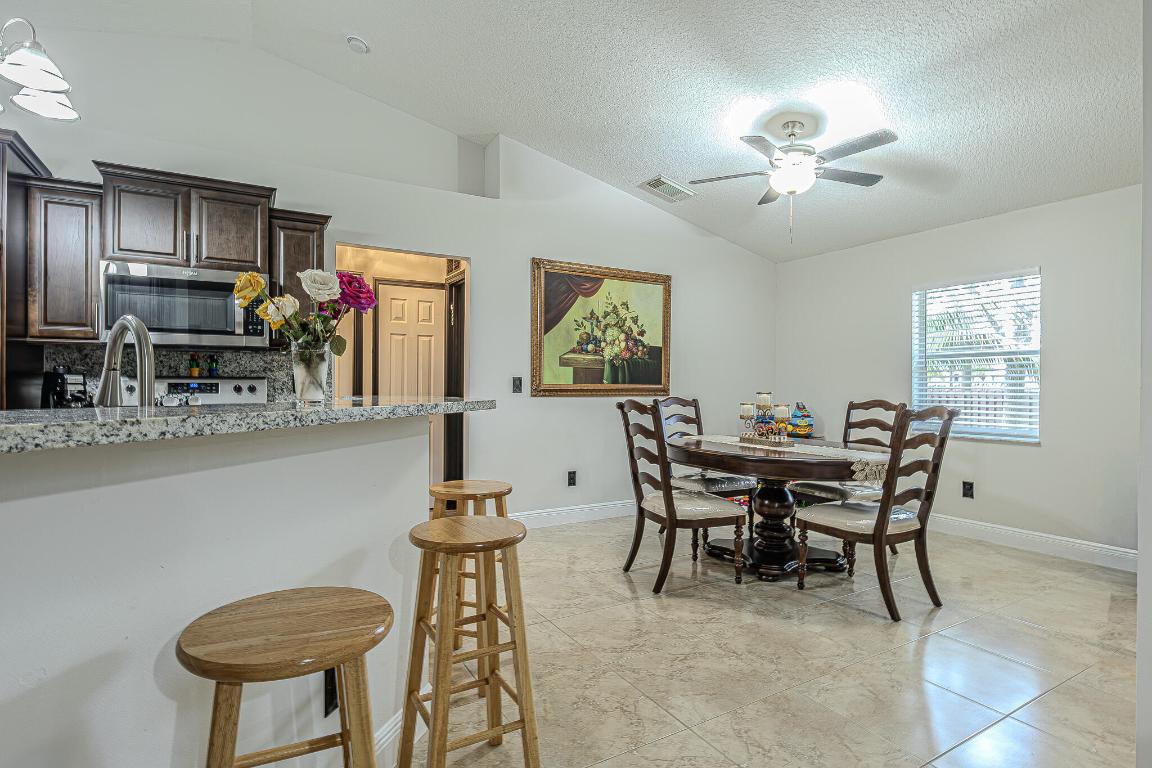 PORT ST LUCIE SECTION 17 - Residential