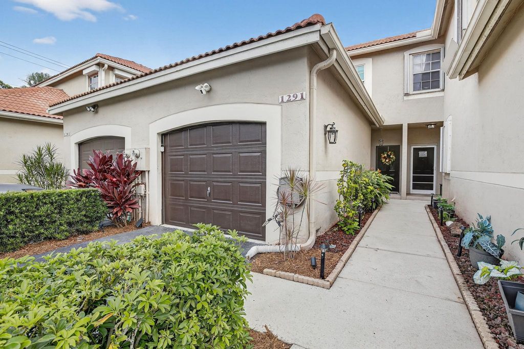 Photo of 1291 Sorrento Dr #1291, Weston, FL 33326 (MLS # F10531964)