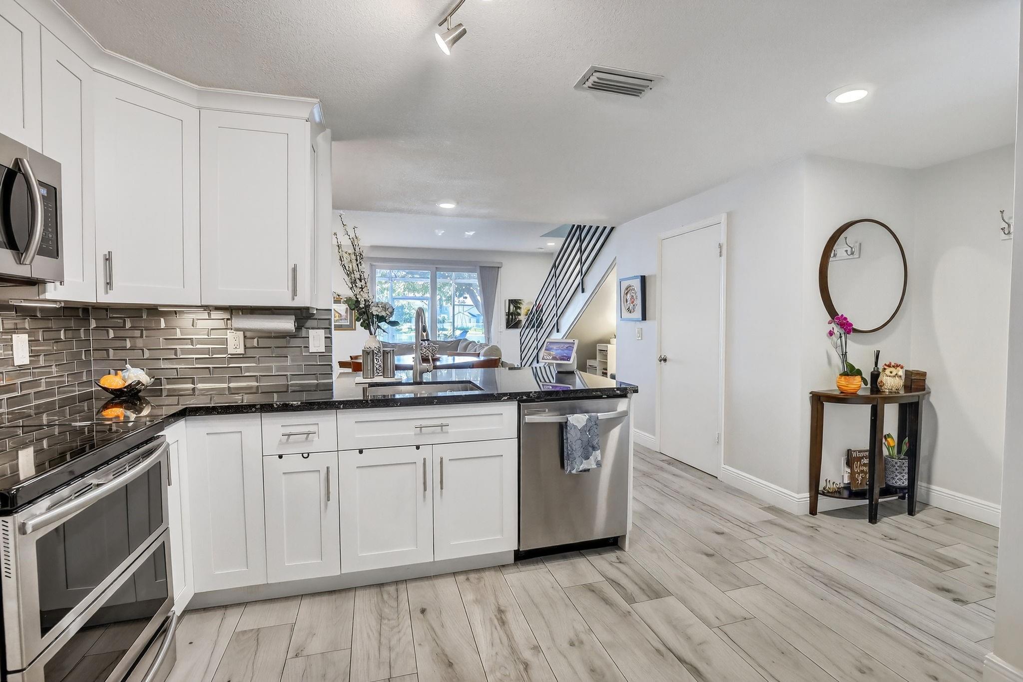 View photos, virtual tours, details... 1291 Sorrento Dr 1291