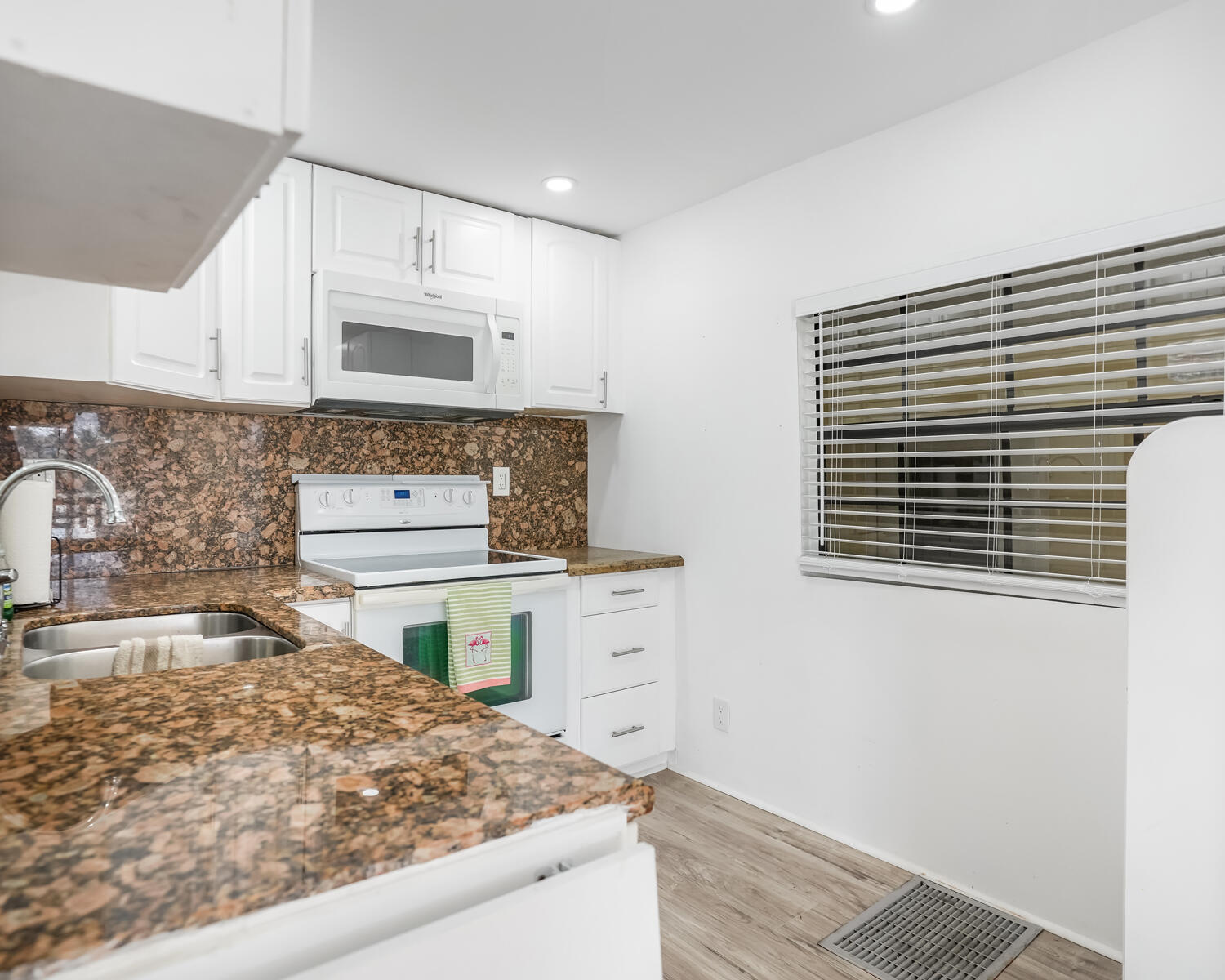 The Estates of Fort Lauderdale - Residential Lease