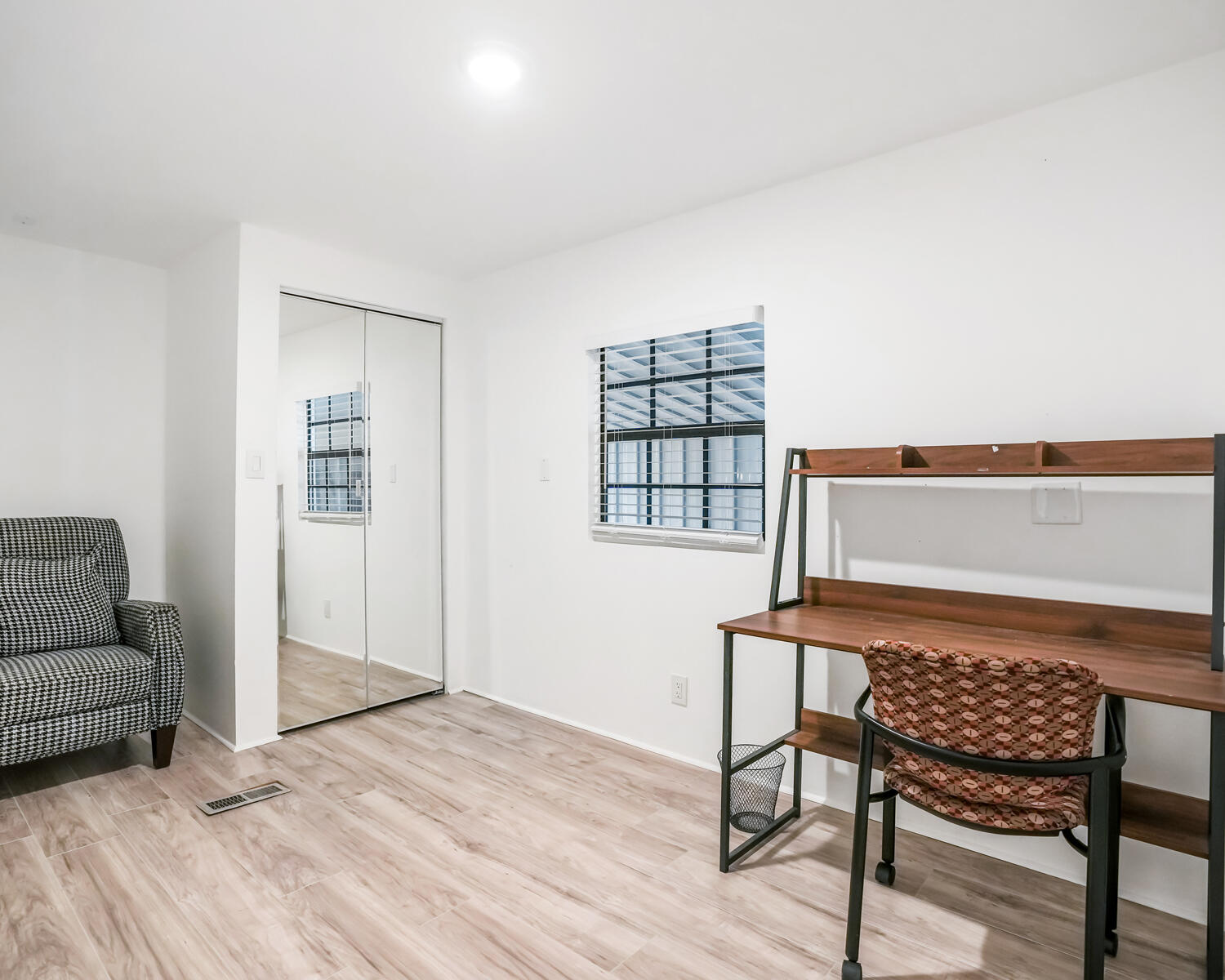 The Estates of Fort Lauderdale - Residential Lease