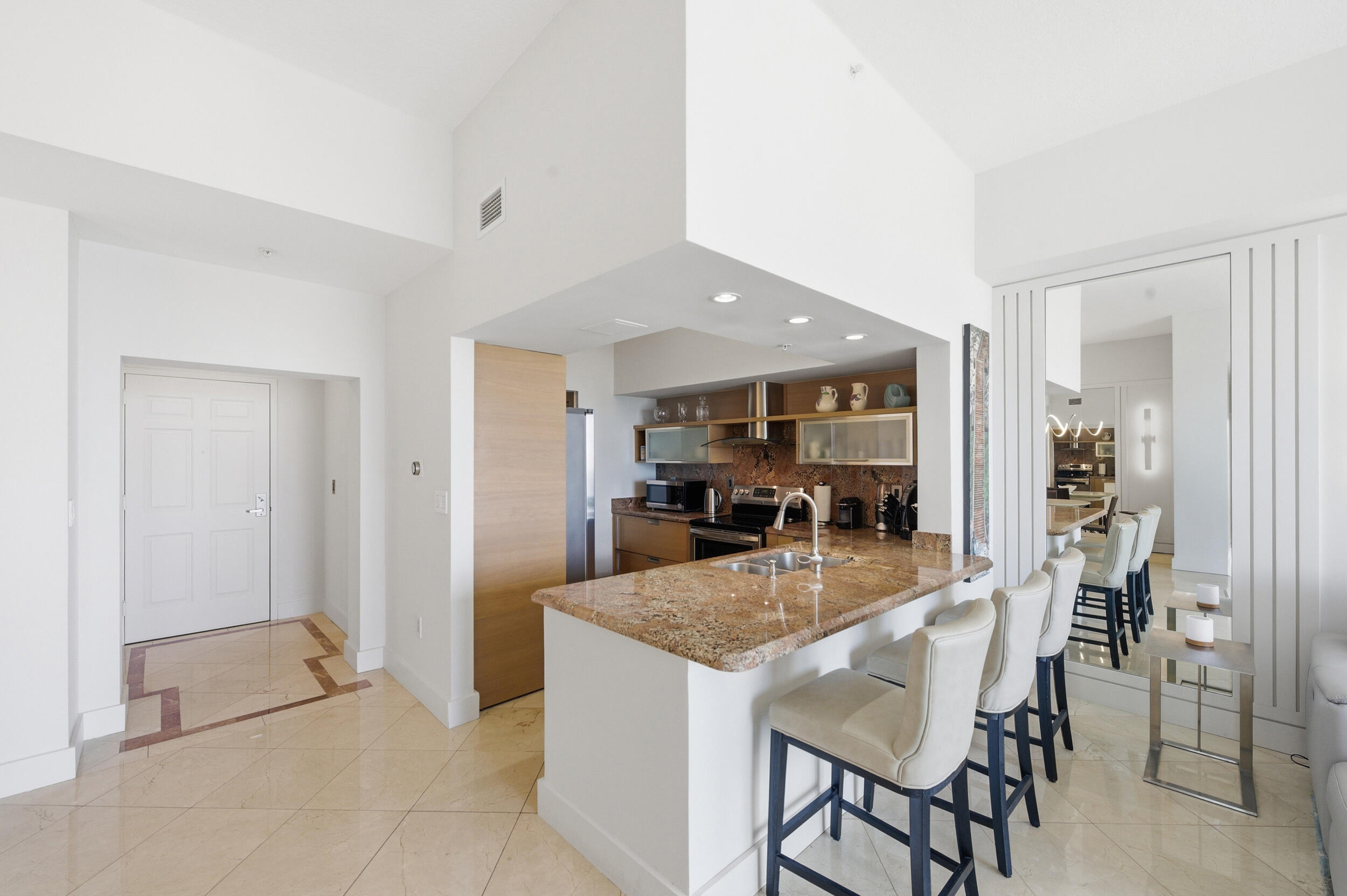 TIDES AT BRIDGESIDE SQUARE - Residential