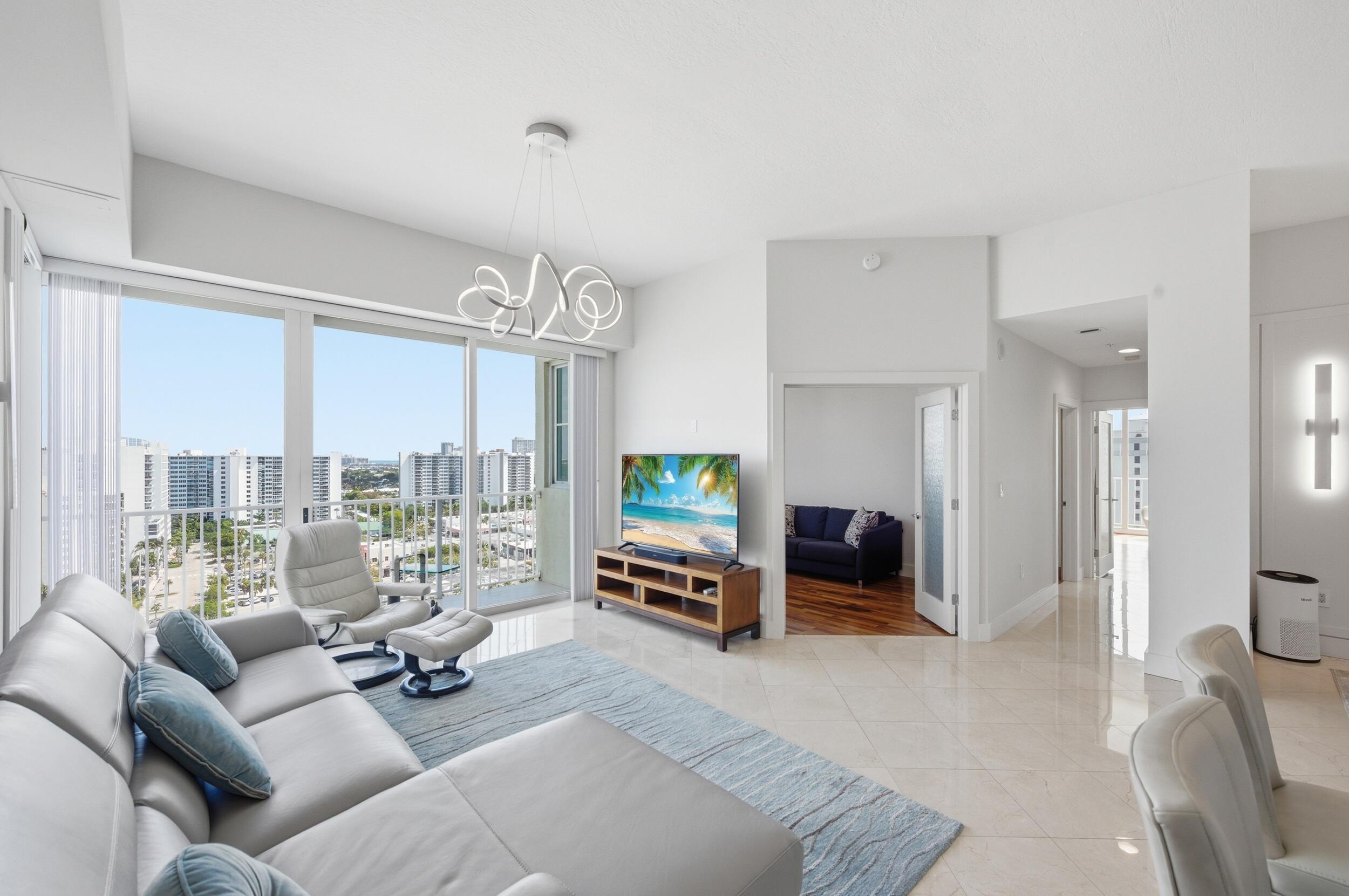 TIDES AT BRIDGESIDE SQUARE - Residential