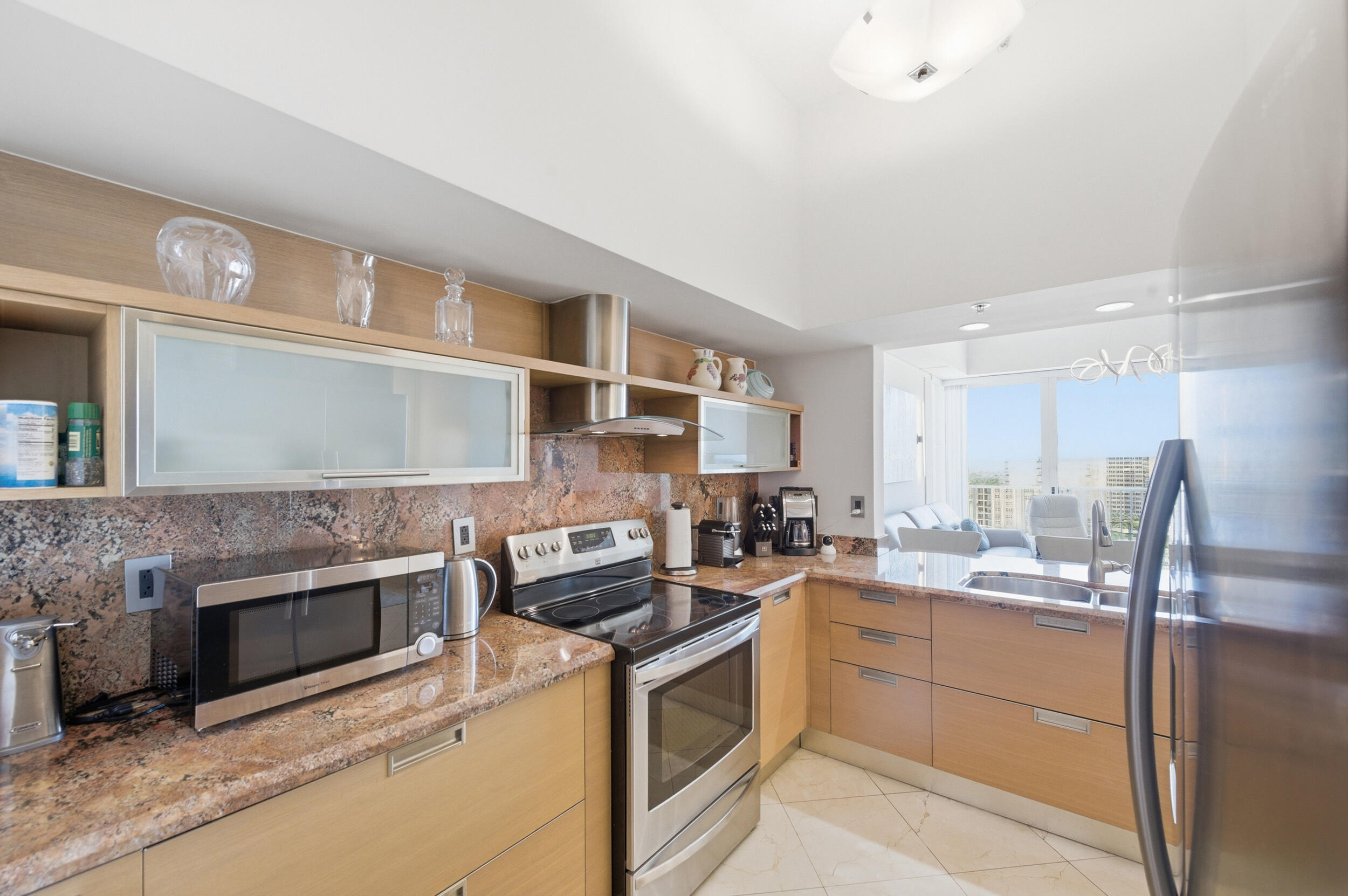 TIDES AT BRIDGESIDE SQUARE - Residential