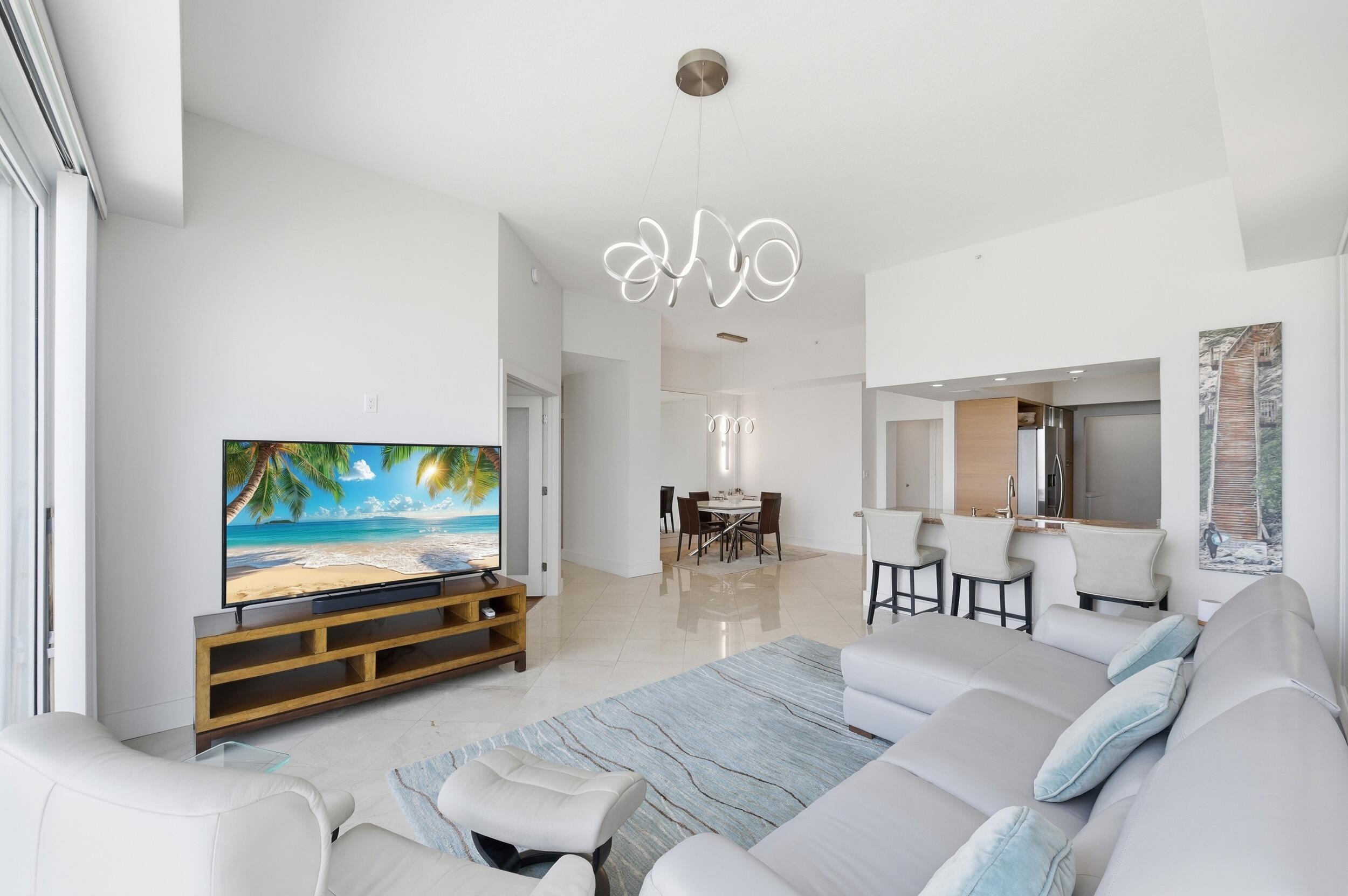 TIDES AT BRIDGESIDE SQUARE - Residential